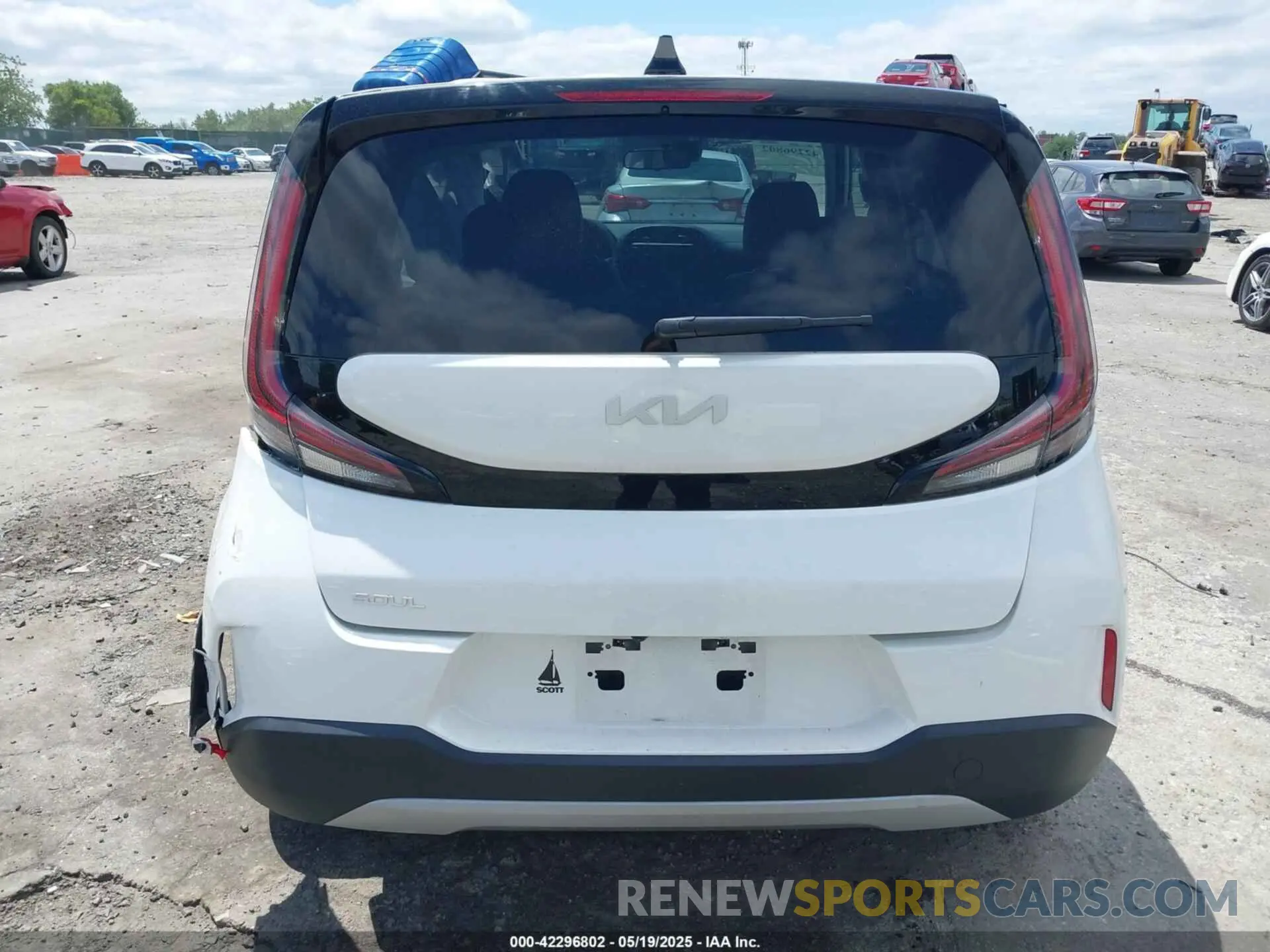 16 Photograph of a damaged car KNDJ23AU0P7864114 KIA SOUL 2023