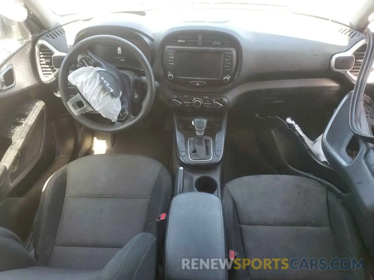 8 Photograph of a damaged car KNDJ23AU0P7873282 KIA SOUL 2023