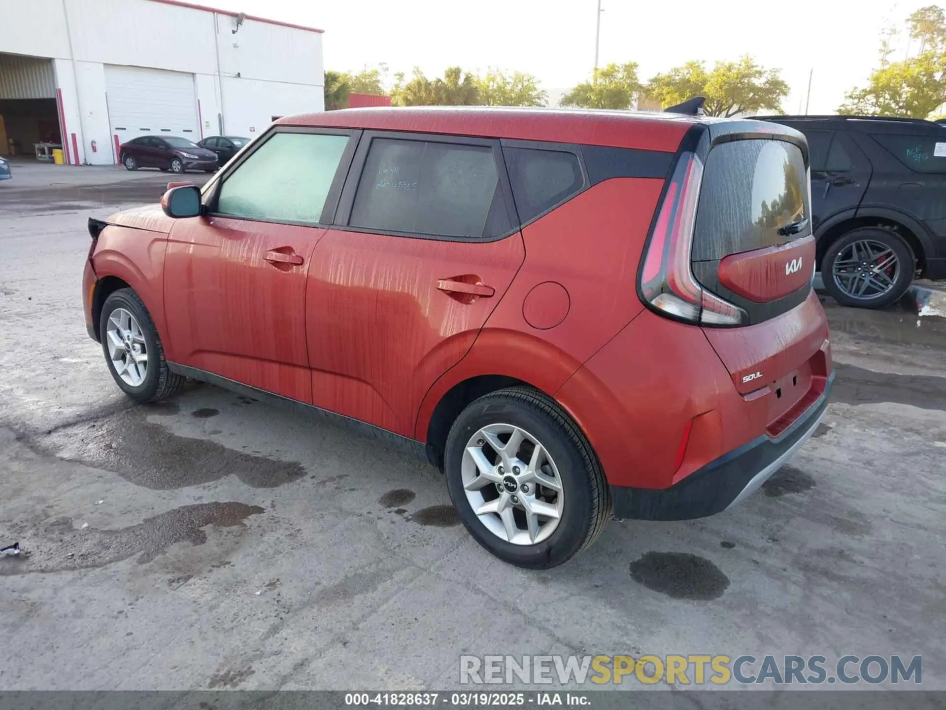 3 Photograph of a damaged car KNDJ23AU0P7881219 KIA SOUL 2023