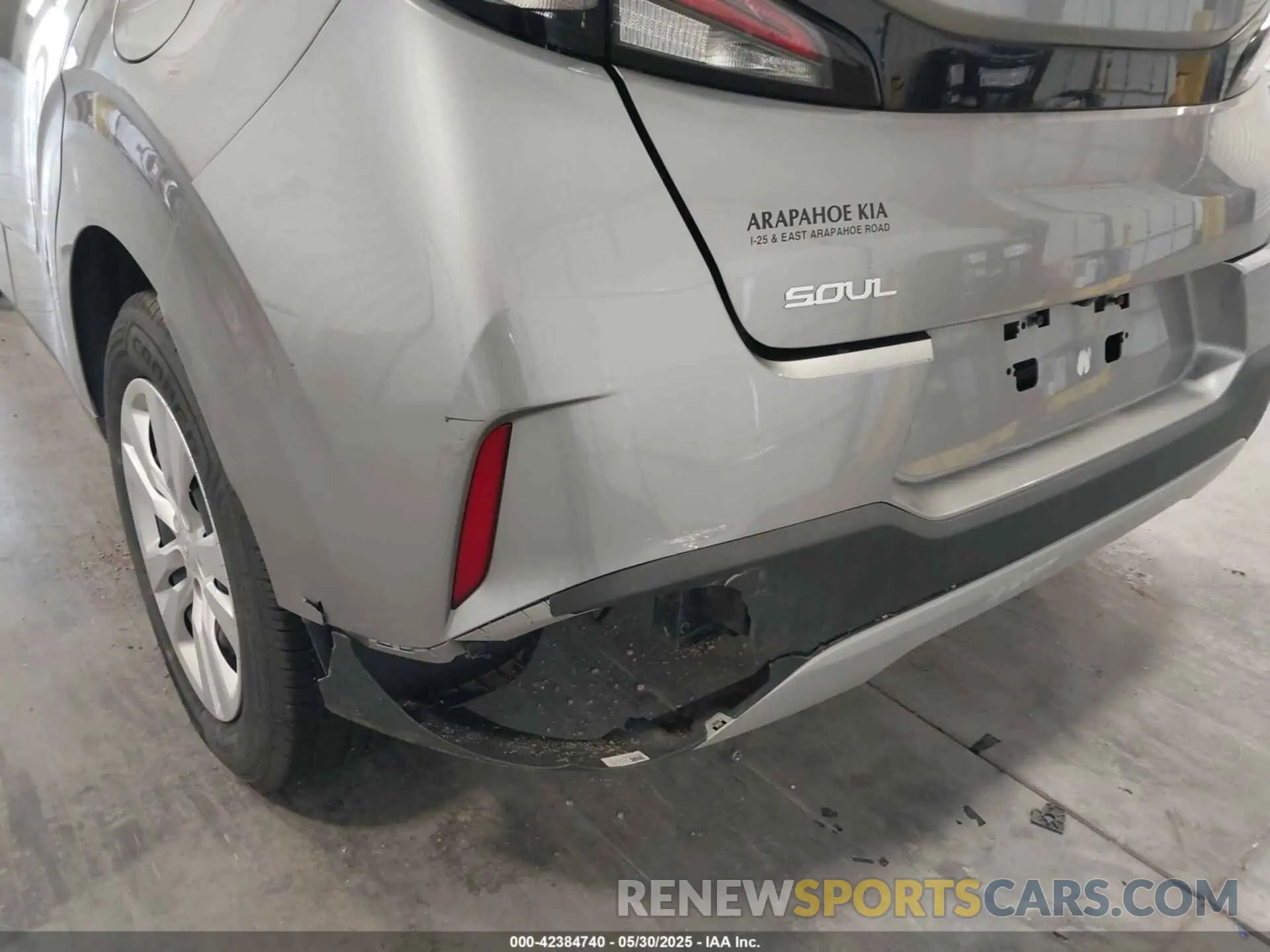 16 Photograph of a damaged car KNDJ23AU1P7188465 KIA SOUL 2023