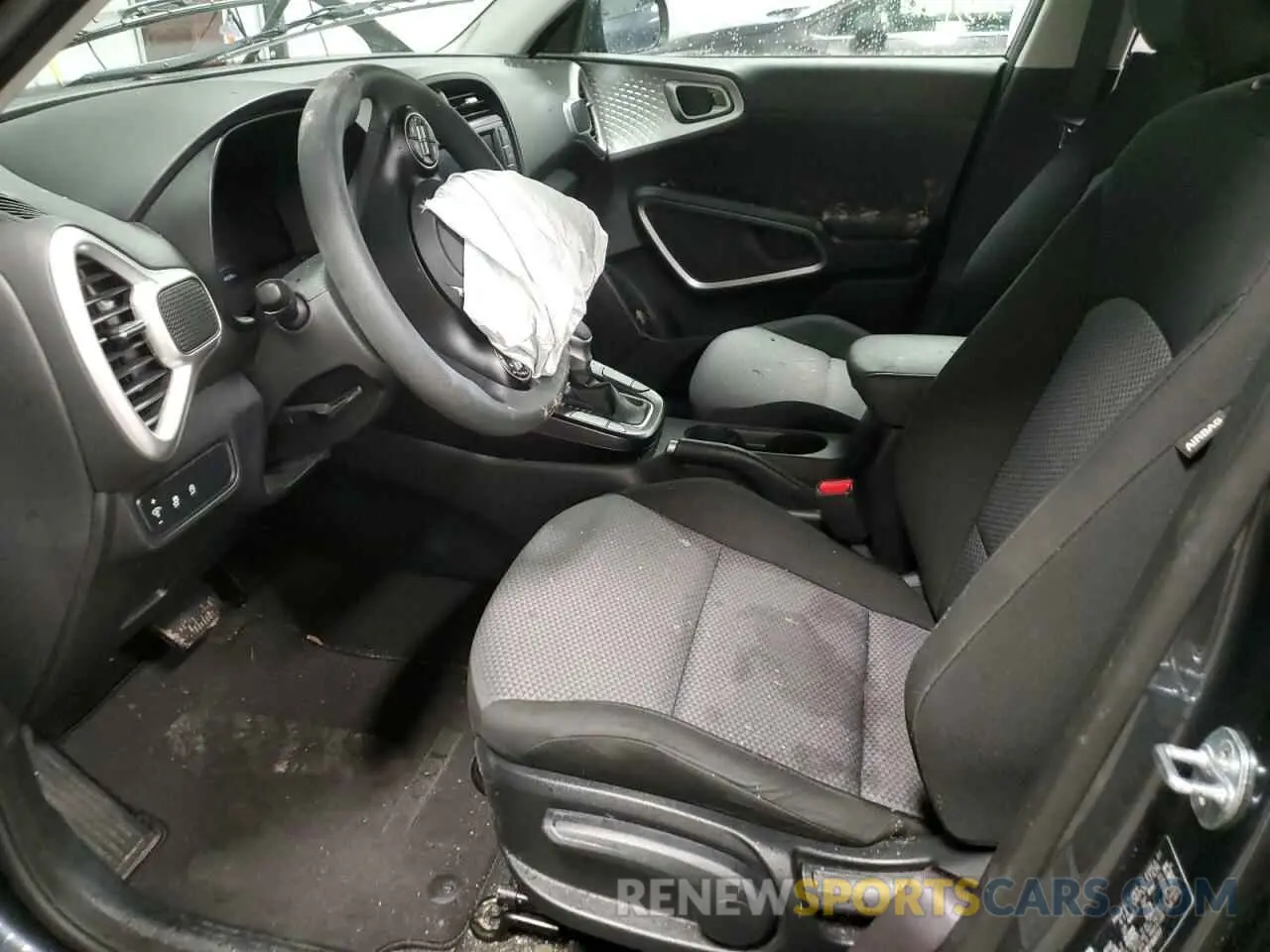 7 Photograph of a damaged car KNDJ23AU1P7193777 KIA SOUL 2023