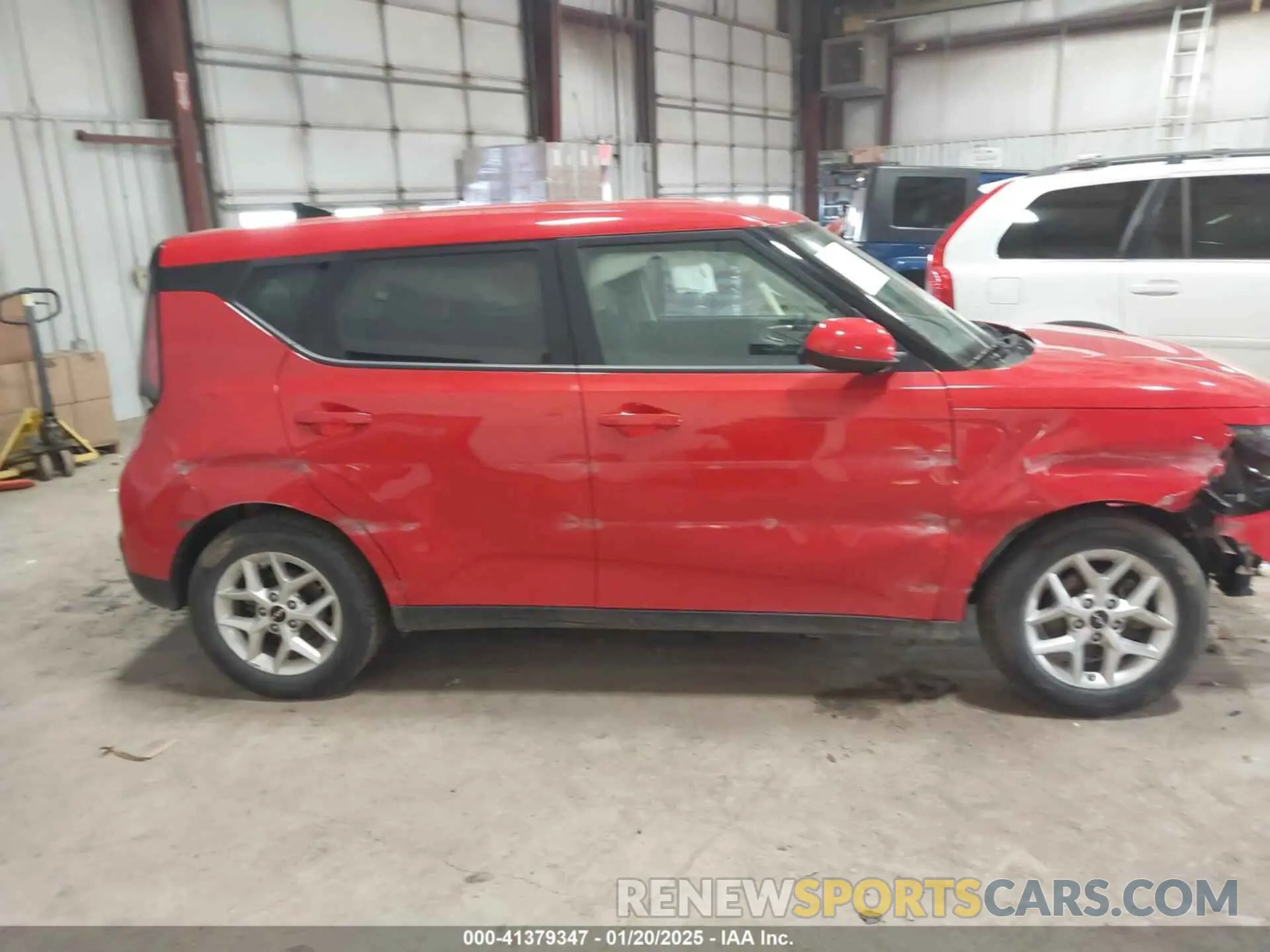 13 Photograph of a damaged car KNDJ23AU1P7205443 KIA SOUL 2023
