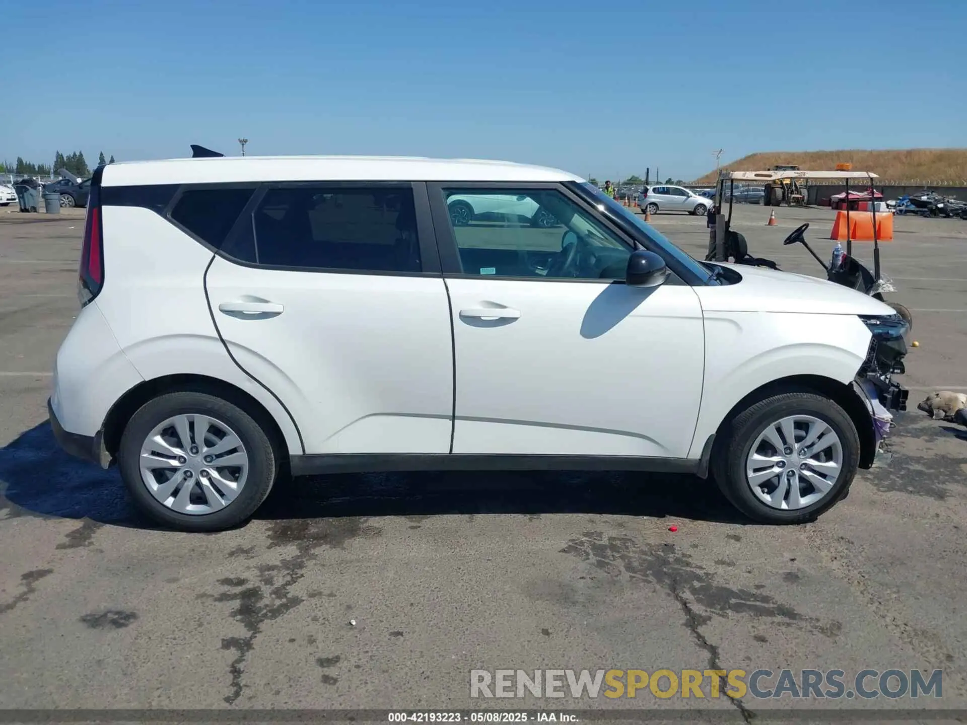 14 Photograph of a damaged car KNDJ23AU1P7860895 KIA SOUL 2023