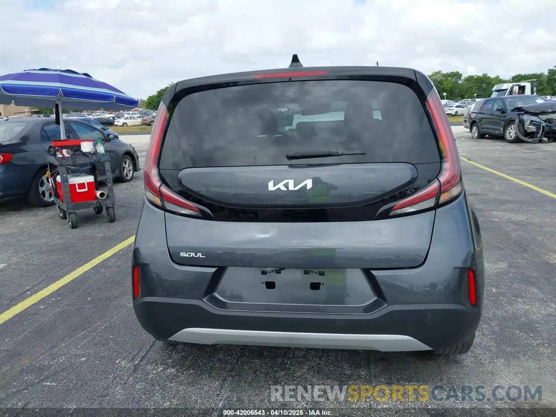 16 Photograph of a damaged car KNDJ23AU1P7878913 KIA SOUL 2023