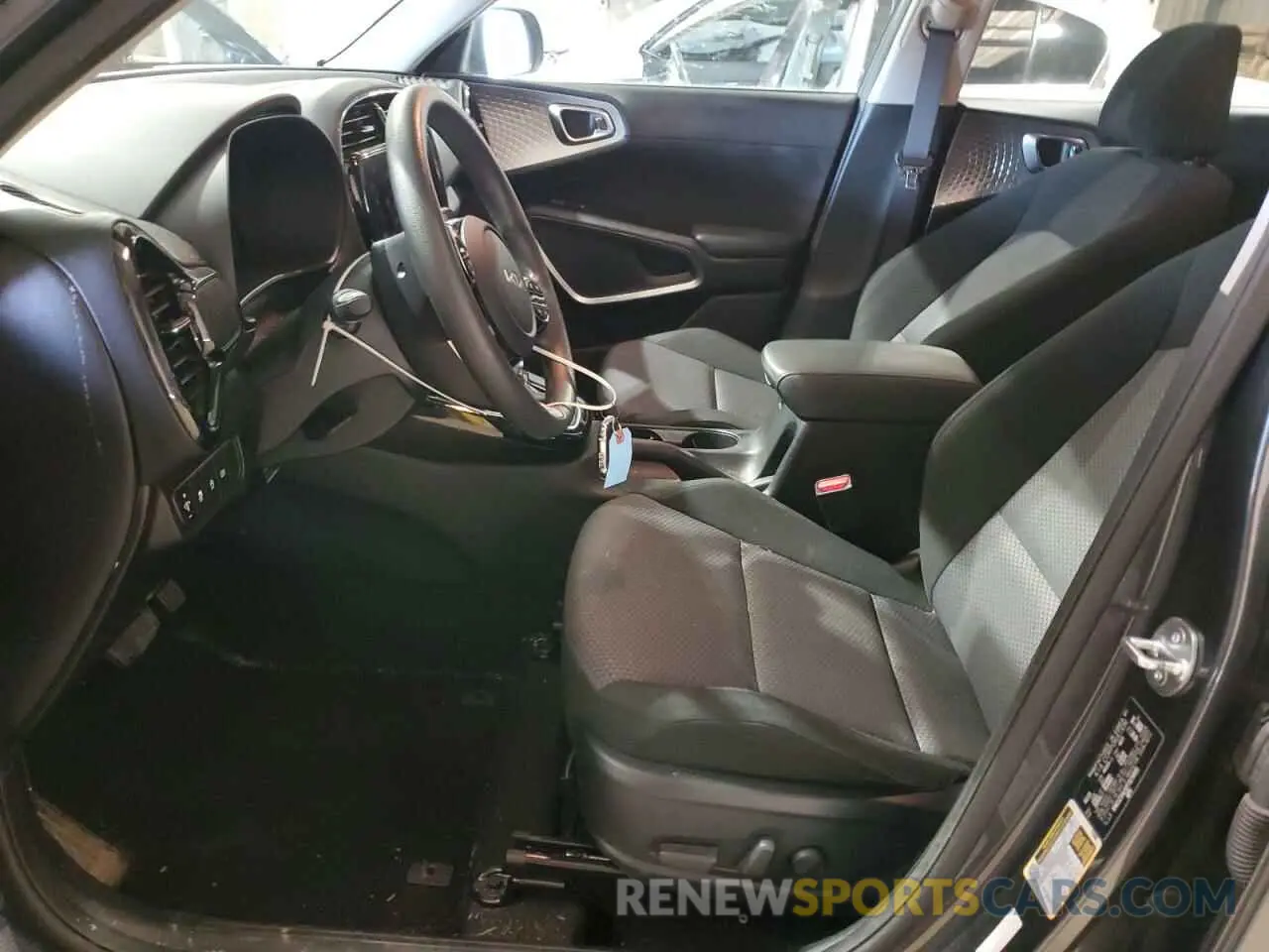 7 Photograph of a damaged car KNDJ23AU1P7879995 KIA SOUL 2023
