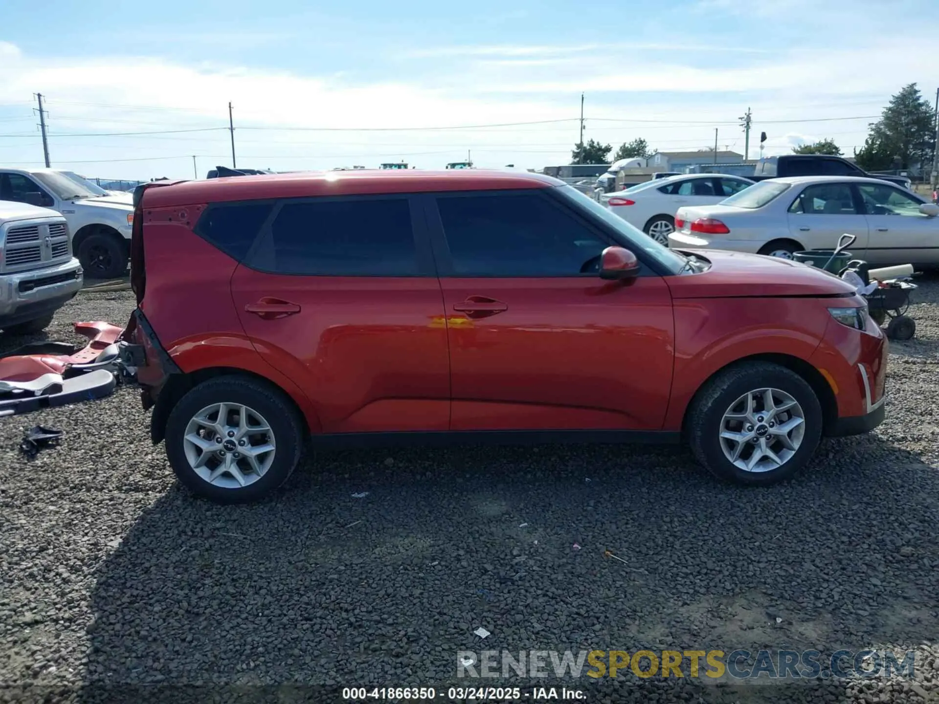 14 Photograph of a damaged car KNDJ23AU2P7190421 KIA SOUL 2023