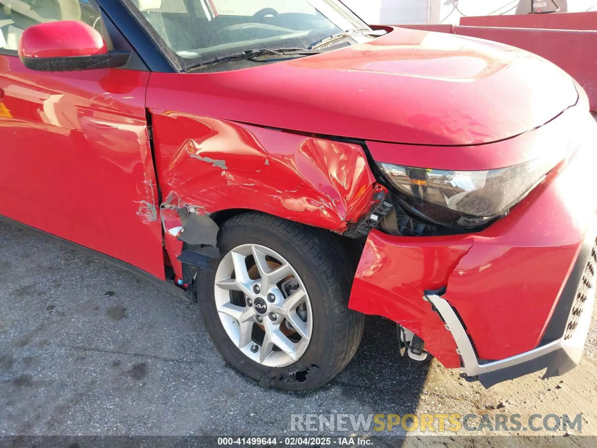 6 Photograph of a damaged car KNDJ23AU2P7191374 KIA SOUL 2023