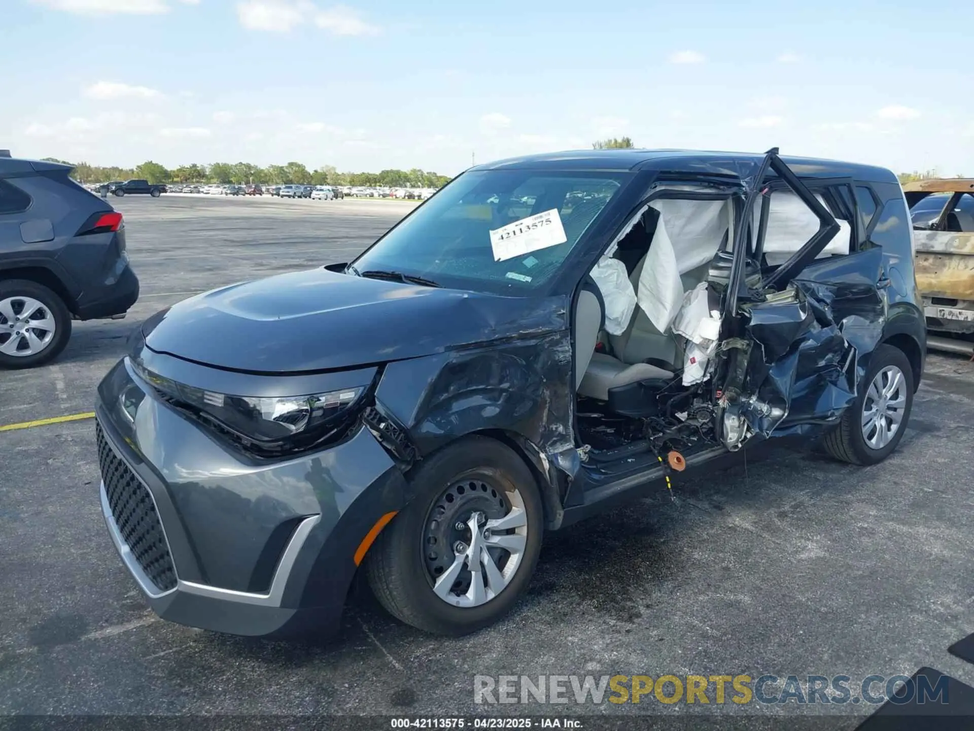 2 Photograph of a damaged car KNDJ23AU2P7197658 KIA SOUL 2023