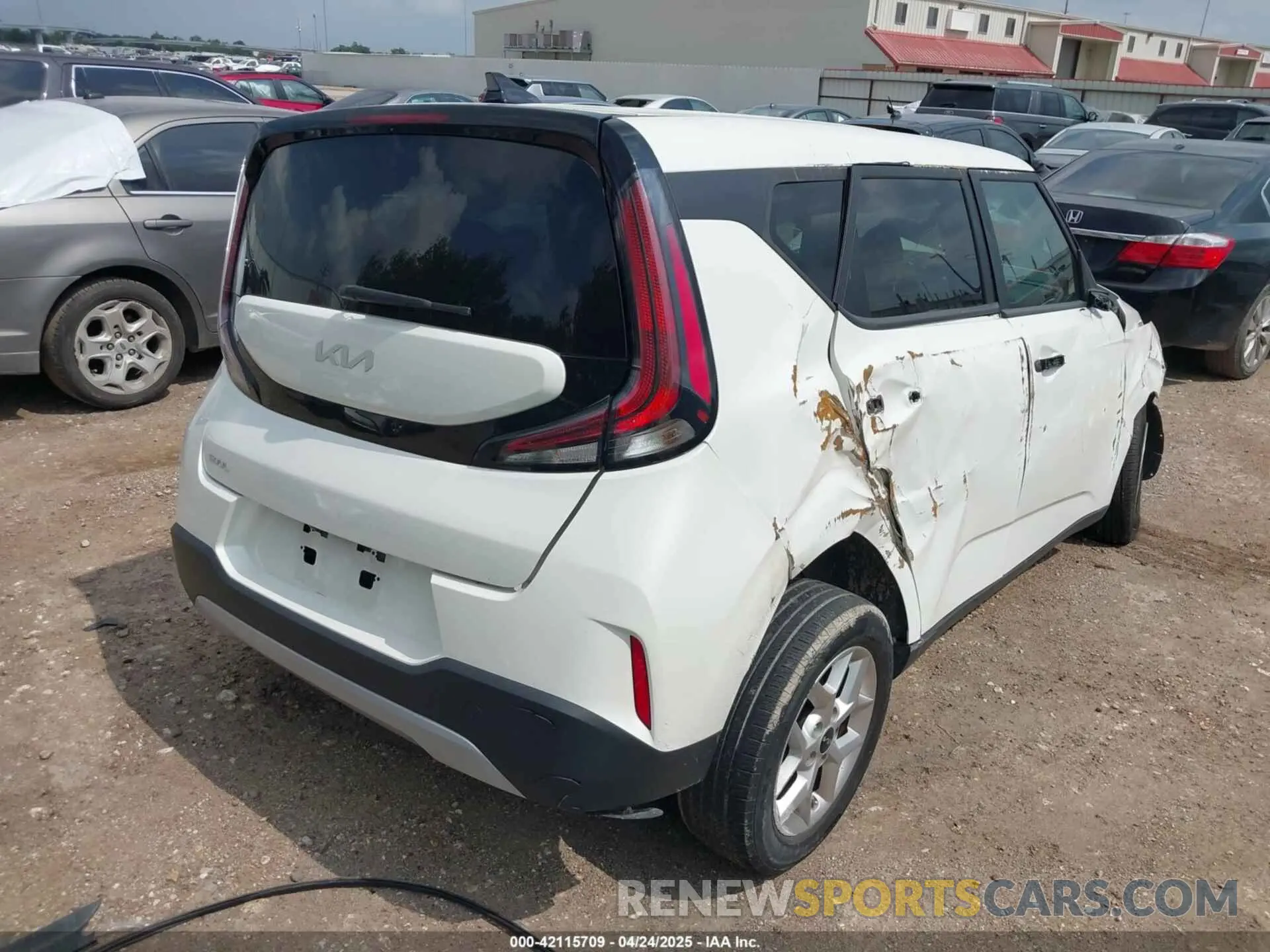 4 Photograph of a damaged car KNDJ23AU2P7851980 KIA SOUL 2023