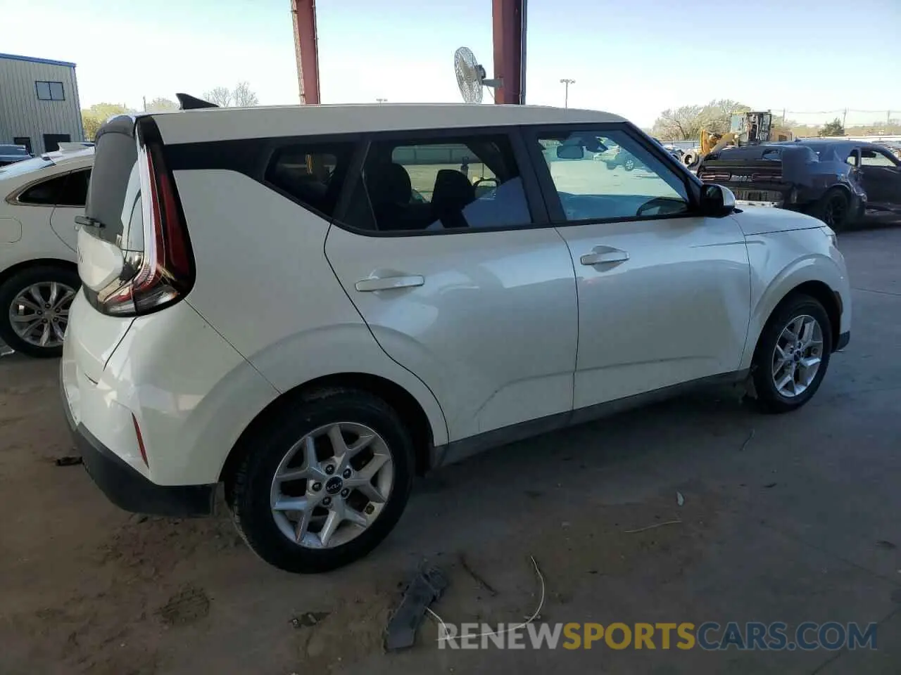3 Photograph of a damaged car KNDJ23AU3P7862471 KIA SOUL 2023