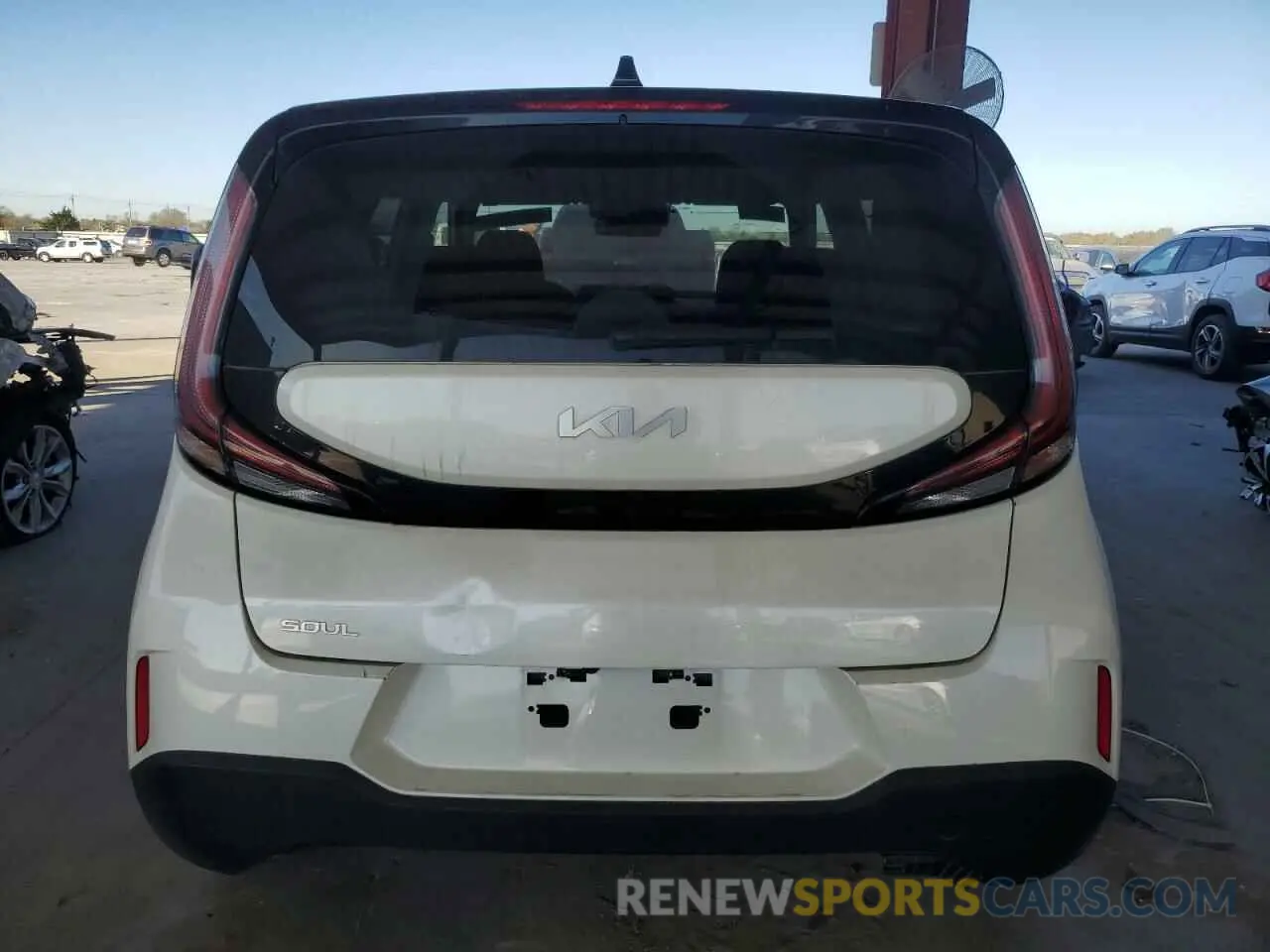 6 Photograph of a damaged car KNDJ23AU3P7862471 KIA SOUL 2023