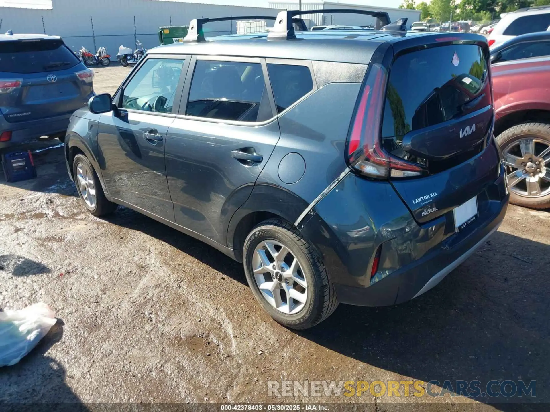 3 Photograph of a damaged car KNDJ23AU4P7212385 KIA SOUL 2023