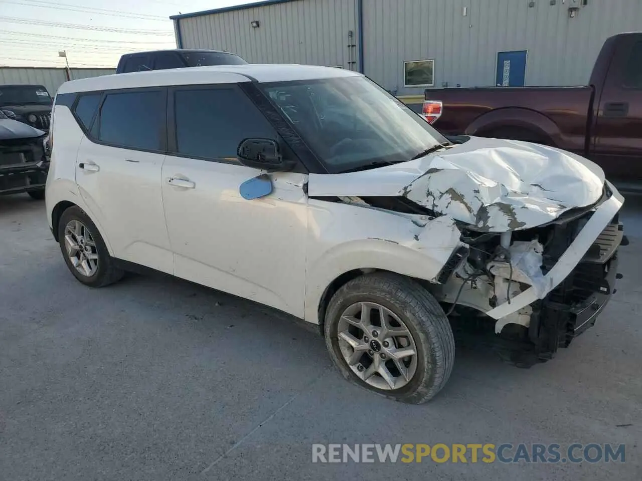 4 Photograph of a damaged car KNDJ23AU4P7863662 KIA SOUL 2023