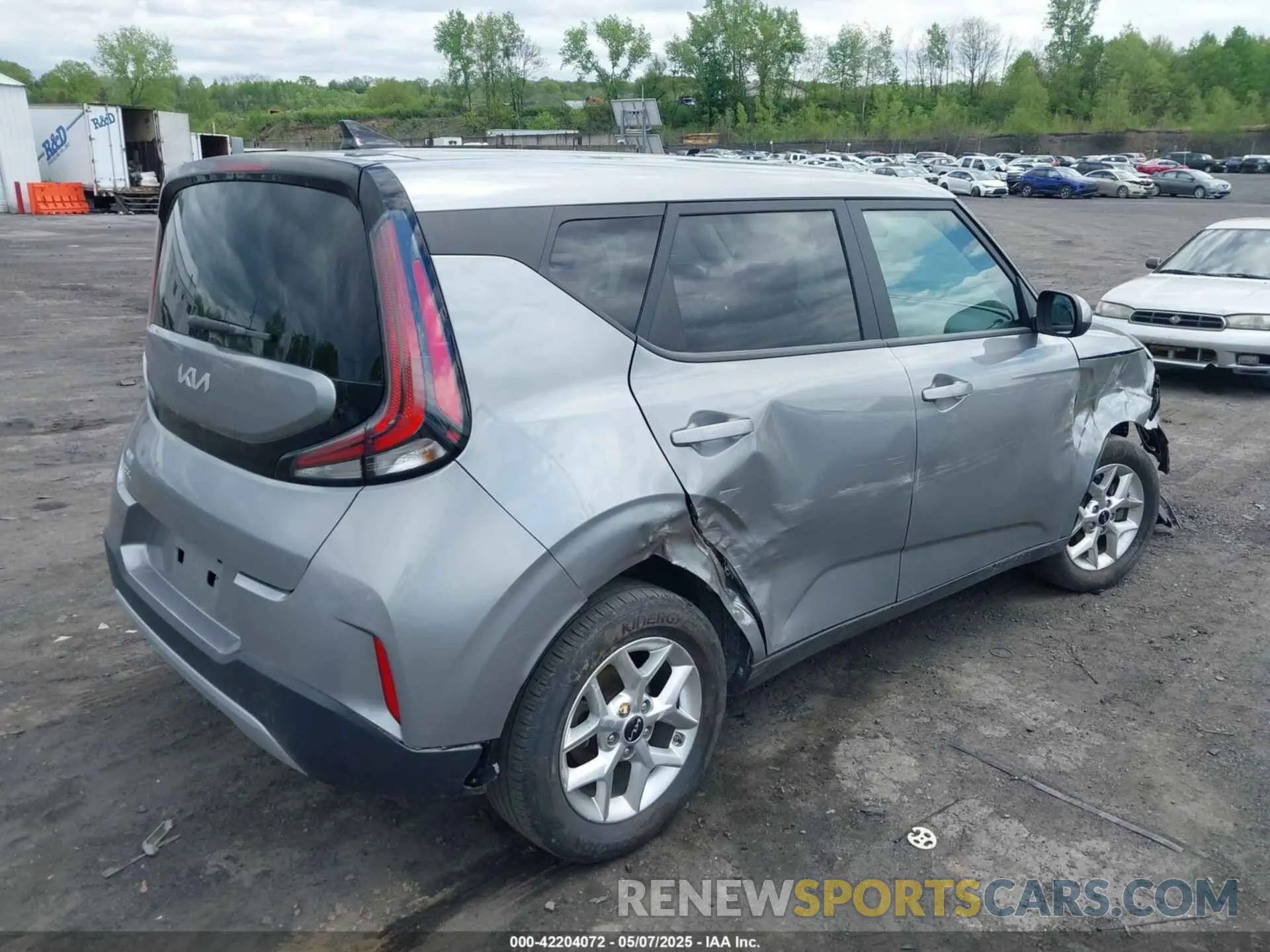 4 Photograph of a damaged car KNDJ23AU4P7877898 KIA SOUL 2023