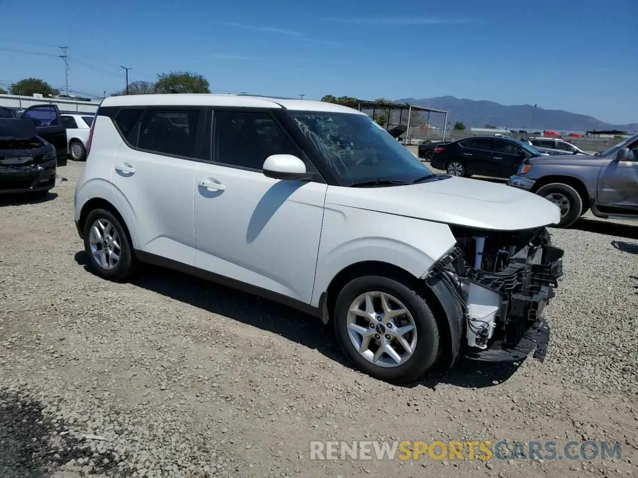 4 Photograph of a damaged car KNDJ23AU5P7861158 KIA SOUL 2023