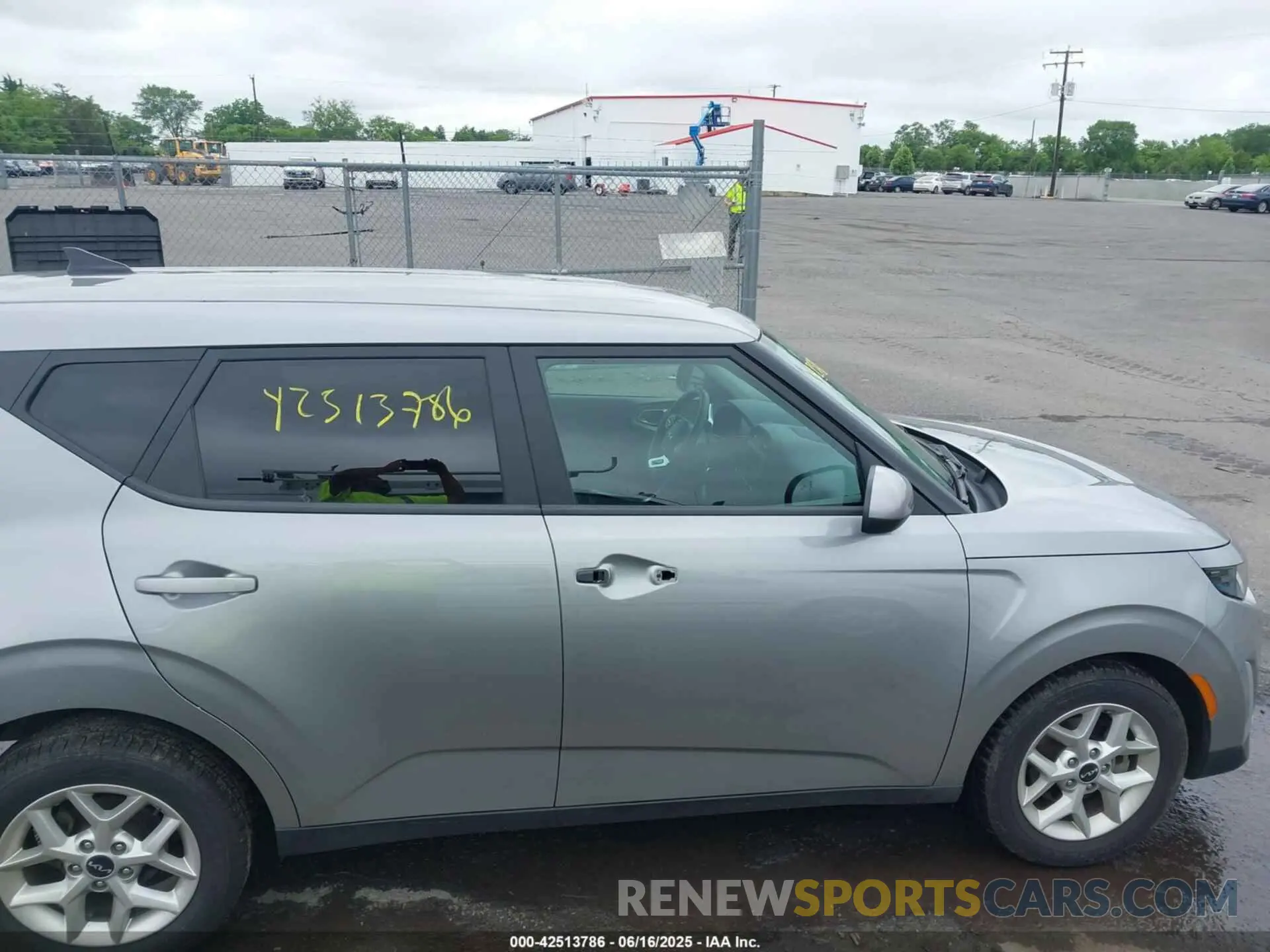 13 Photograph of a damaged car KNDJ23AU5P7881796 KIA SOUL 2023