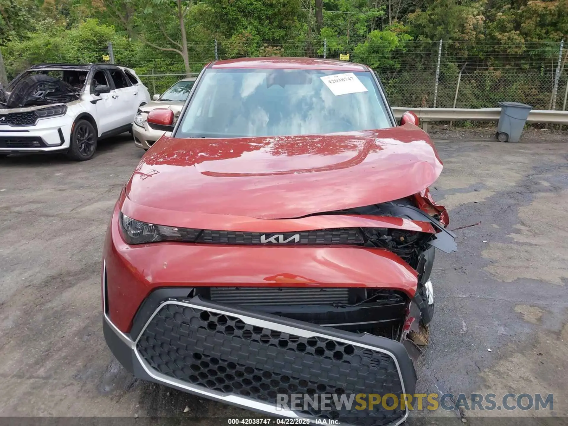 12 Photograph of a damaged car KNDJ23AU5P7891941 KIA SOUL 2023