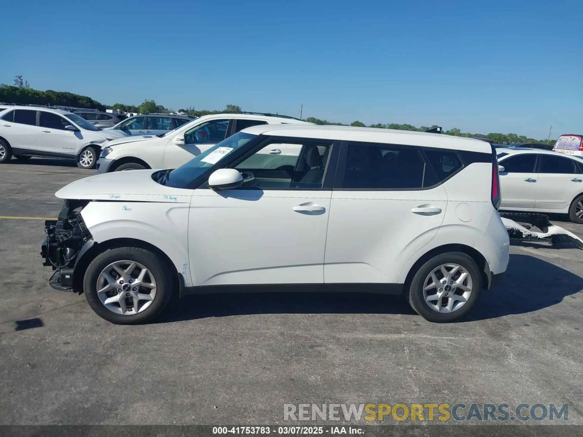 15 Photograph of a damaged car KNDJ23AU5P7896251 KIA SOUL 2023
