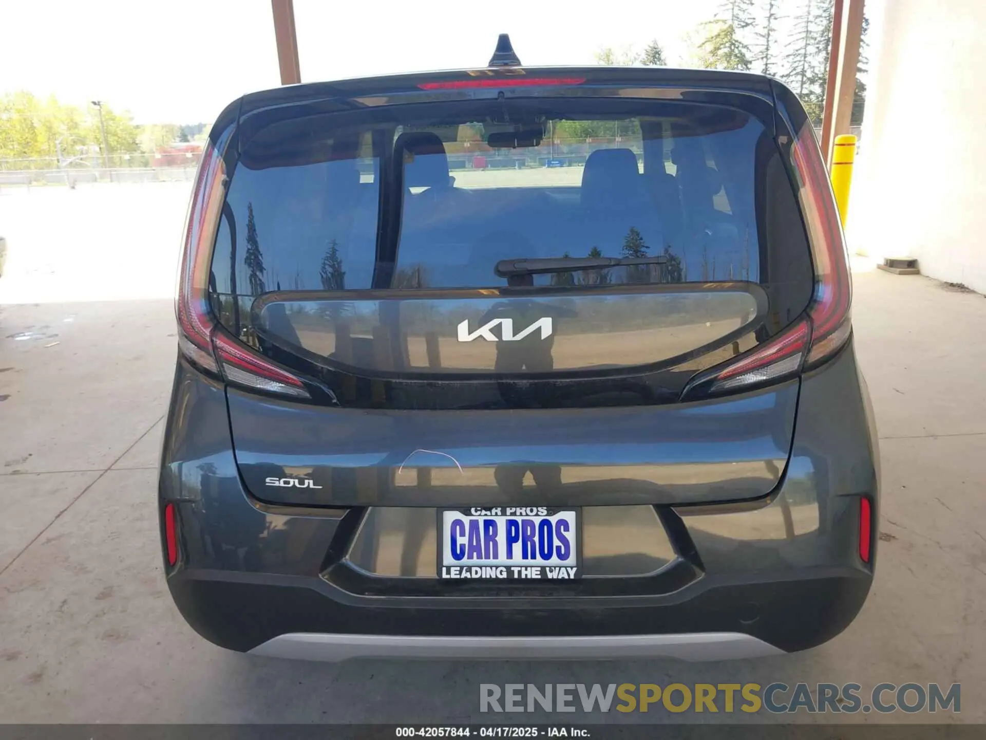 17 Photograph of a damaged car KNDJ23AU6P7198389 KIA SOUL 2023