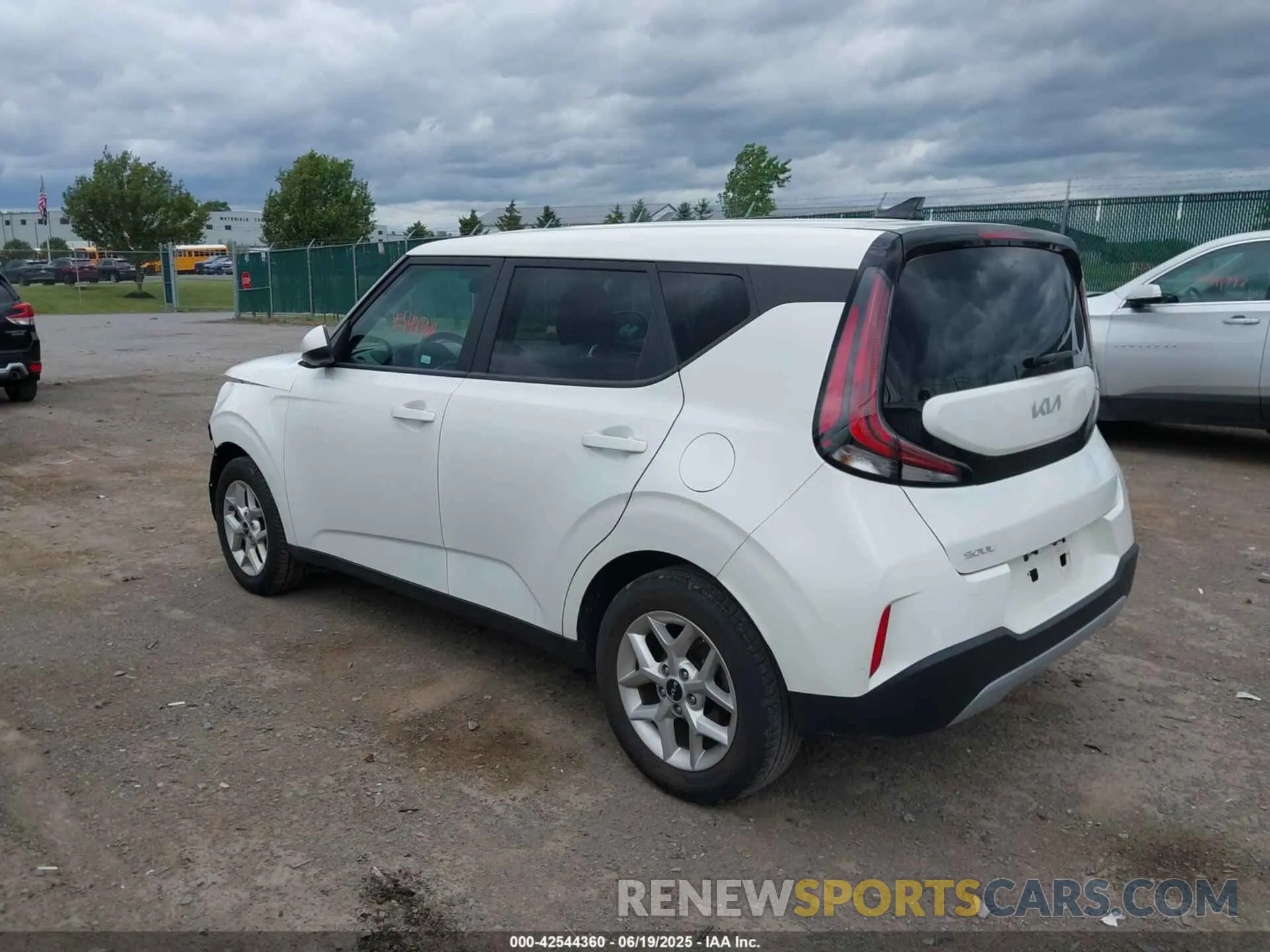 3 Photograph of a damaged car KNDJ23AU6P7212422 KIA SOUL 2023