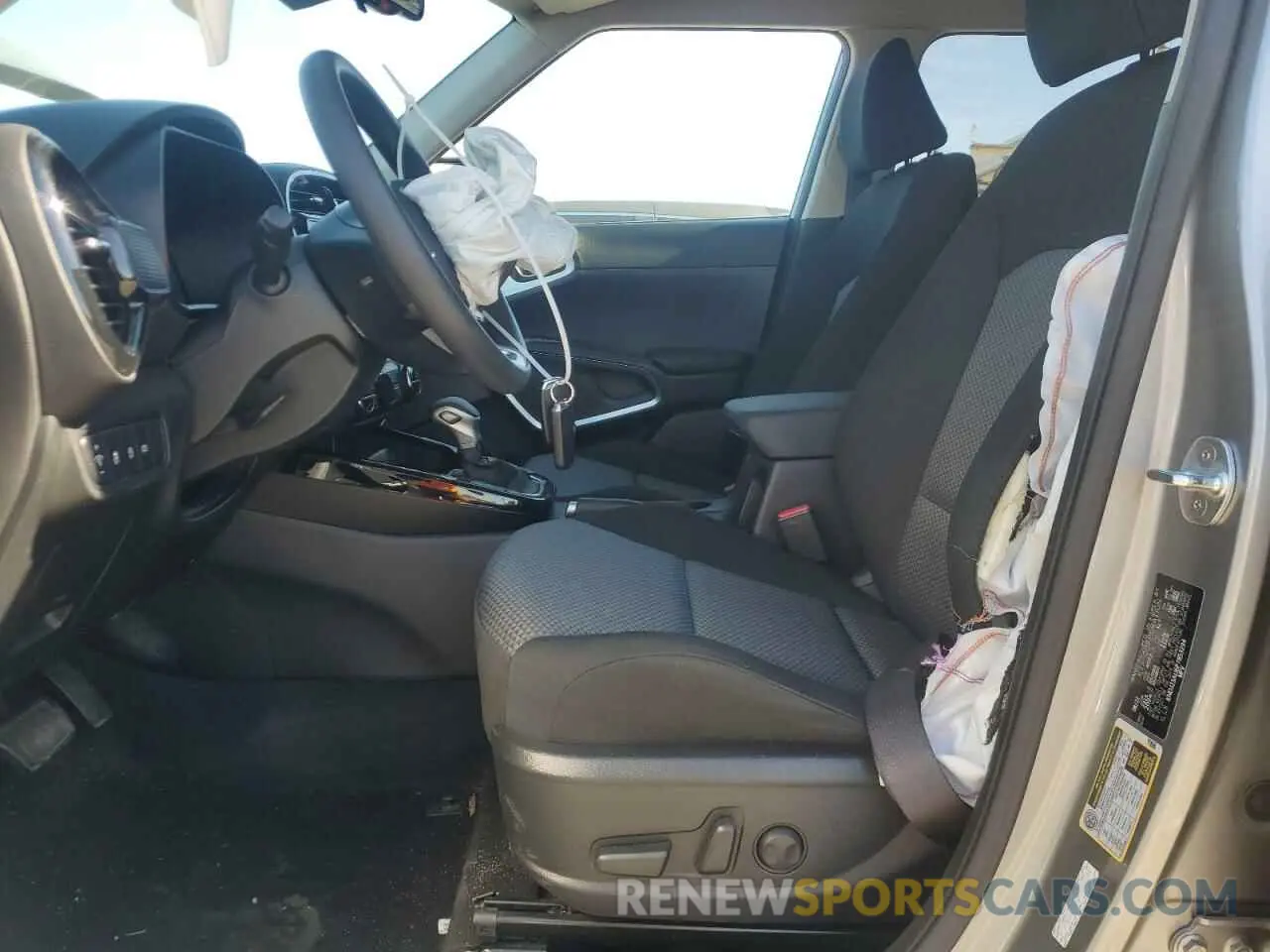 7 Photograph of a damaged car KNDJ23AU6P7853294 KIA SOUL 2023
