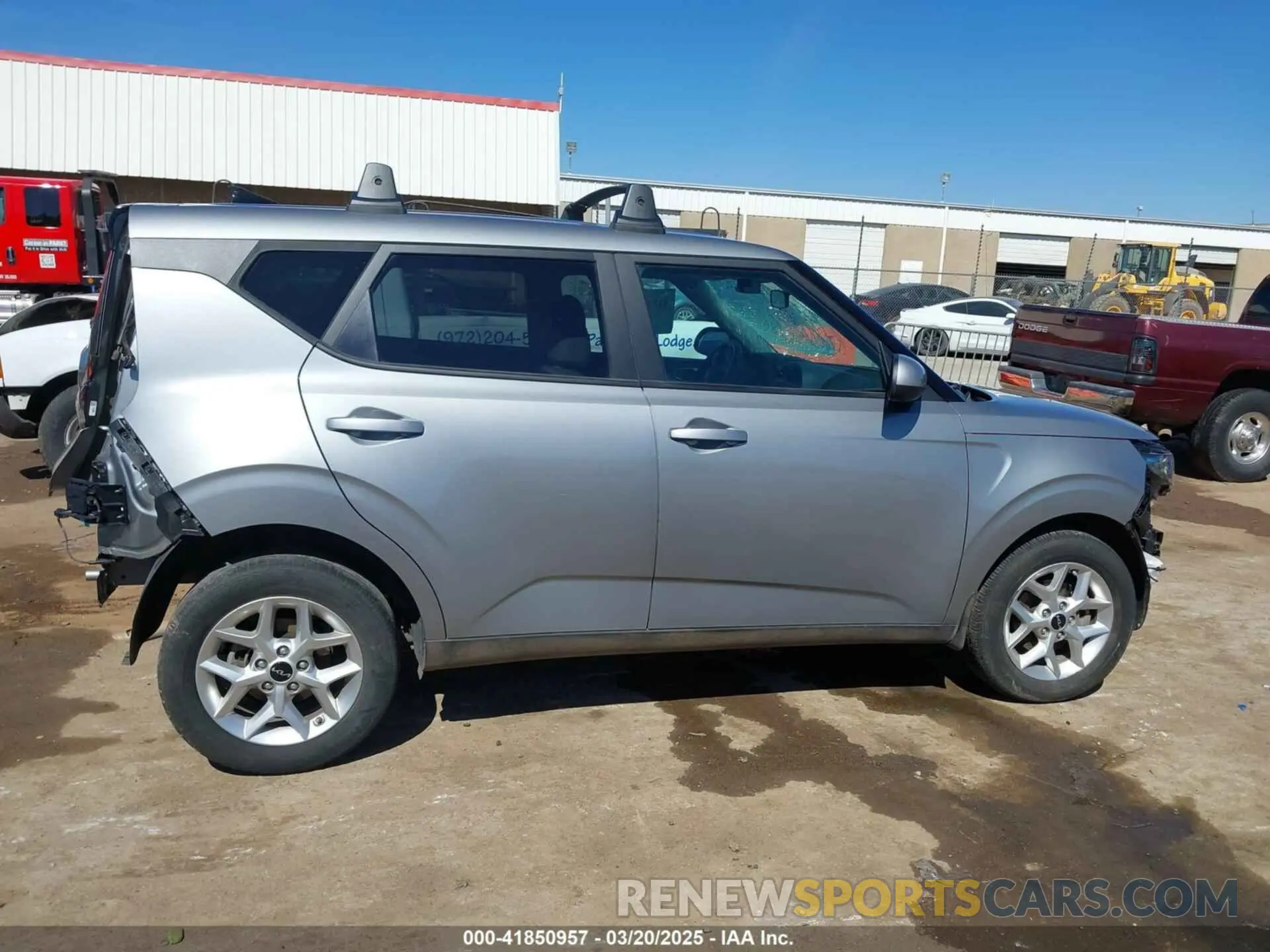 14 Photograph of a damaged car KNDJ23AU6P7856986 KIA SOUL 2023