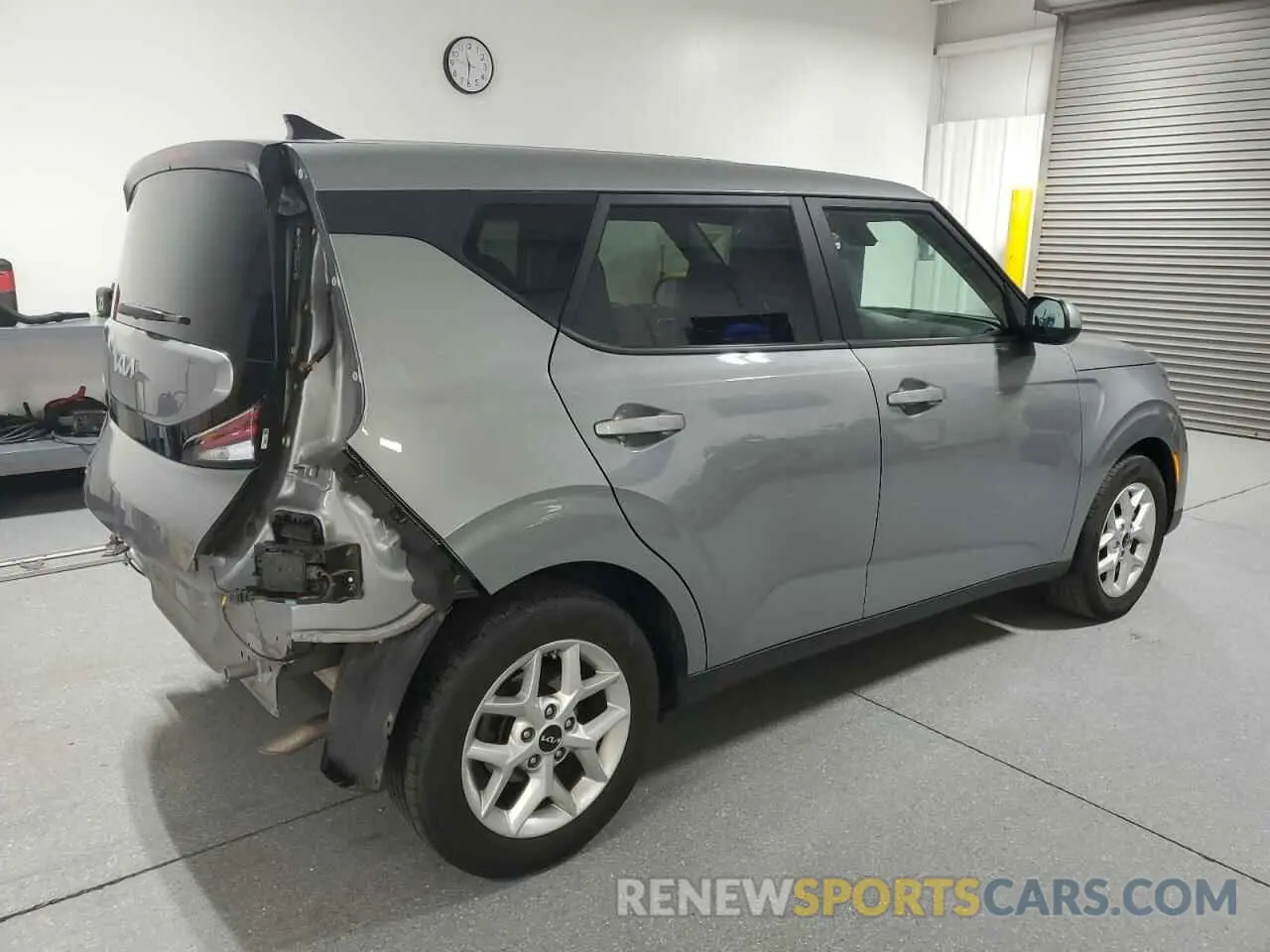3 Photograph of a damaged car KNDJ23AU6P7861752 KIA SOUL 2023
