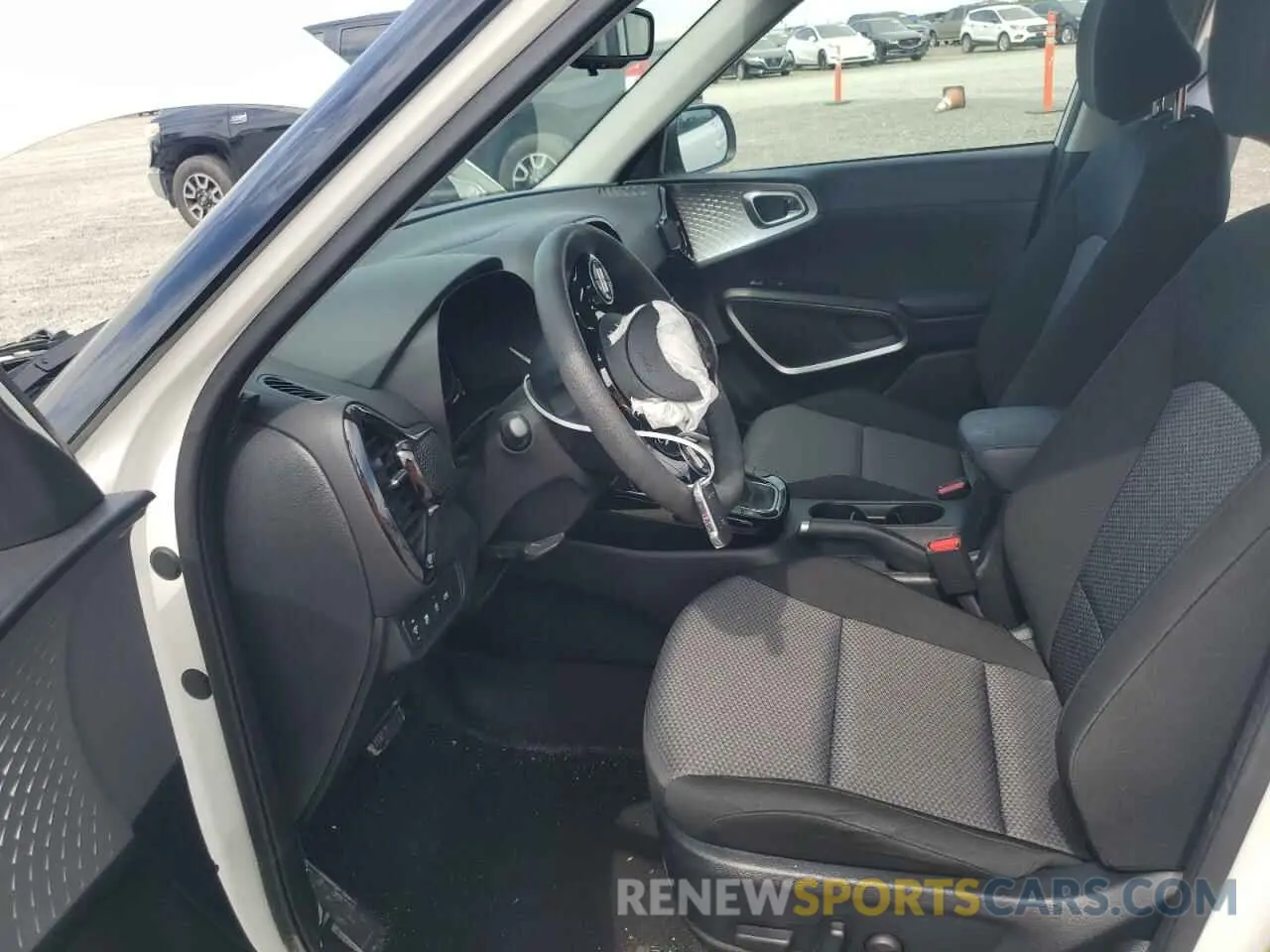 7 Photograph of a damaged car KNDJ23AU7P7190172 KIA SOUL 2023