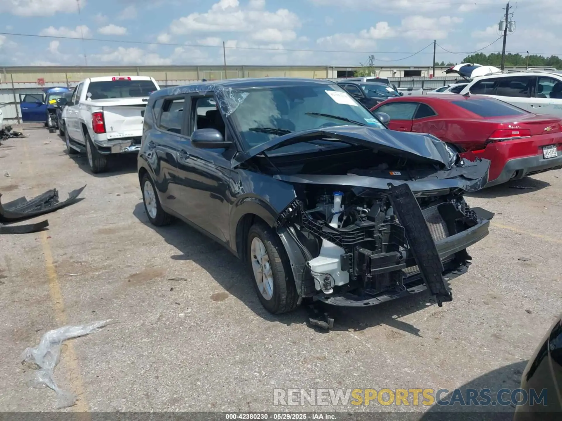 1 Photograph of a damaged car KNDJ23AU7P7196327 KIA SOUL 2023