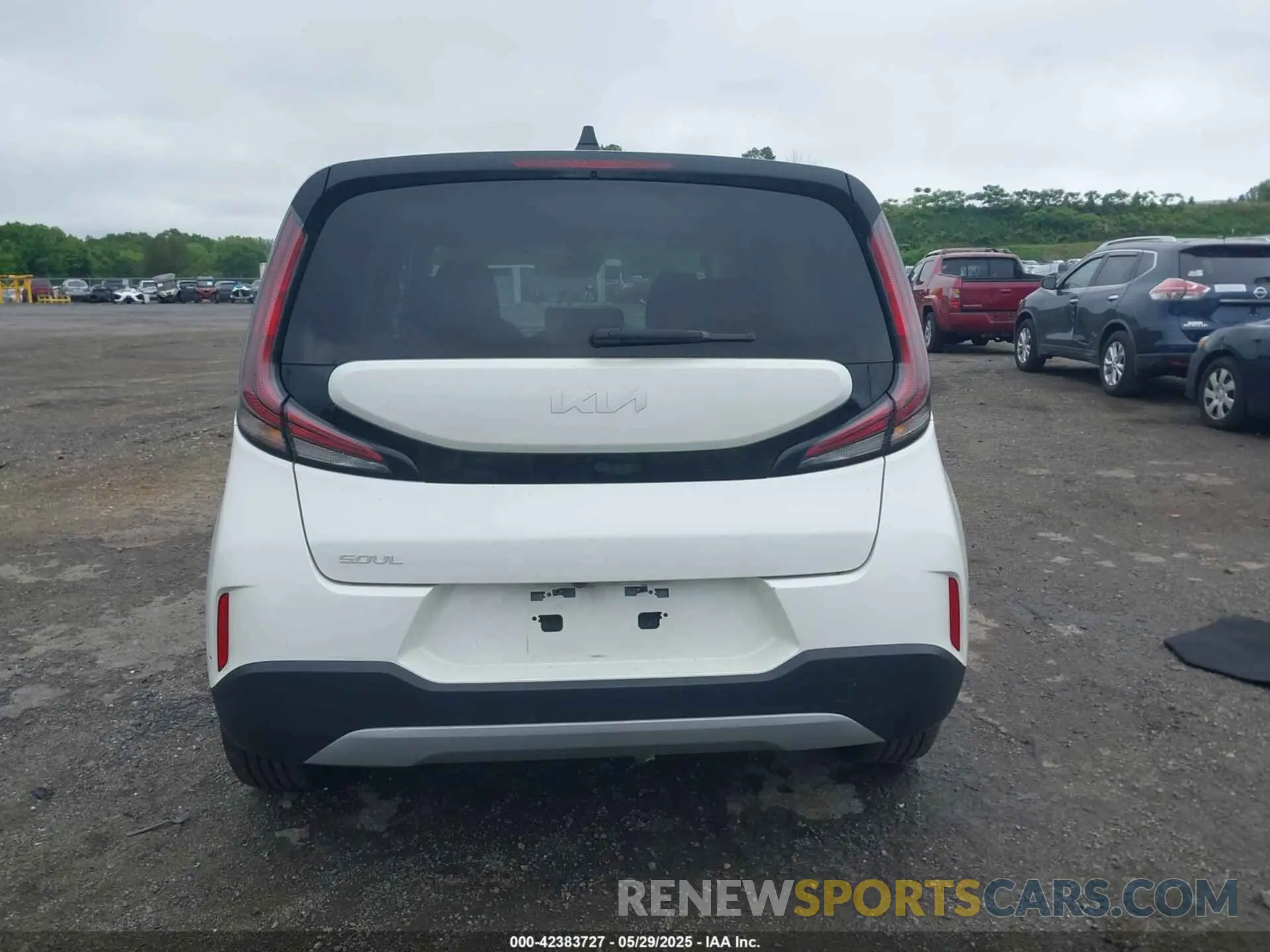 17 Photograph of a damaged car KNDJ23AU7P7875952 KIA SOUL 2023