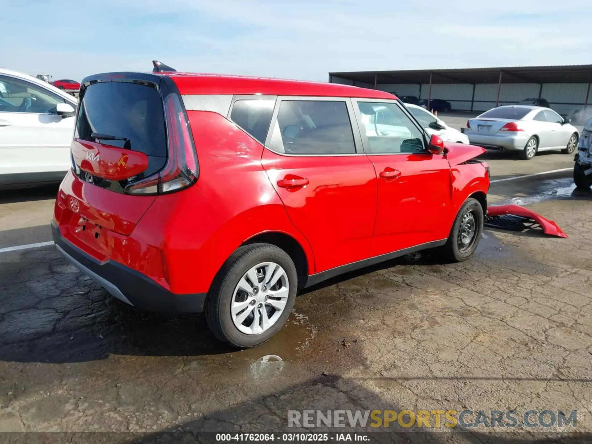 4 Photograph of a damaged car KNDJ23AU8P7196997 KIA SOUL 2023
