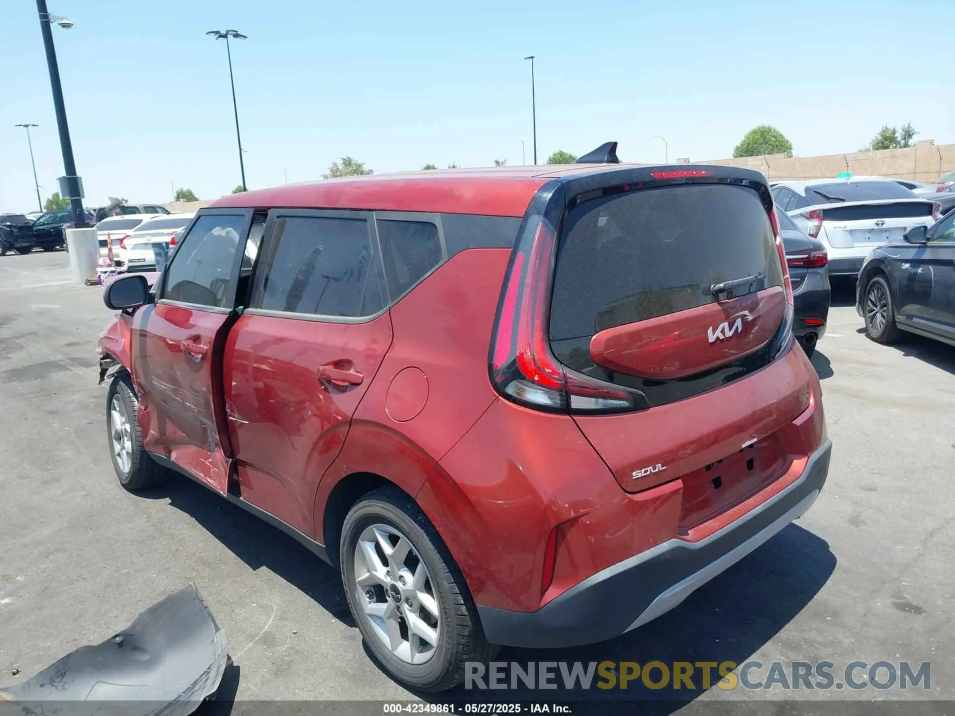 15 Photograph of a damaged car KNDJ23AU8P7859971 KIA SOUL 2023