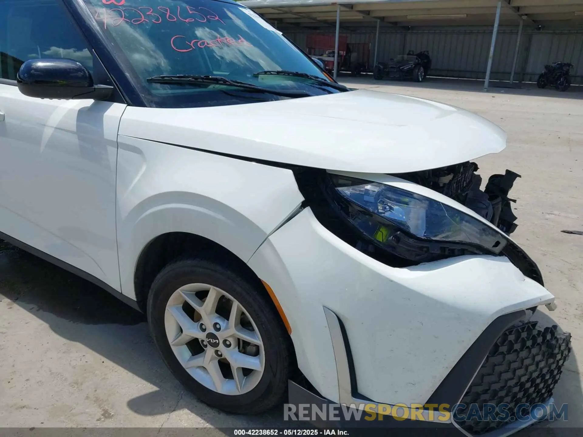 19 Photograph of a damaged car KNDJ23AU9P7194417 KIA SOUL 2023