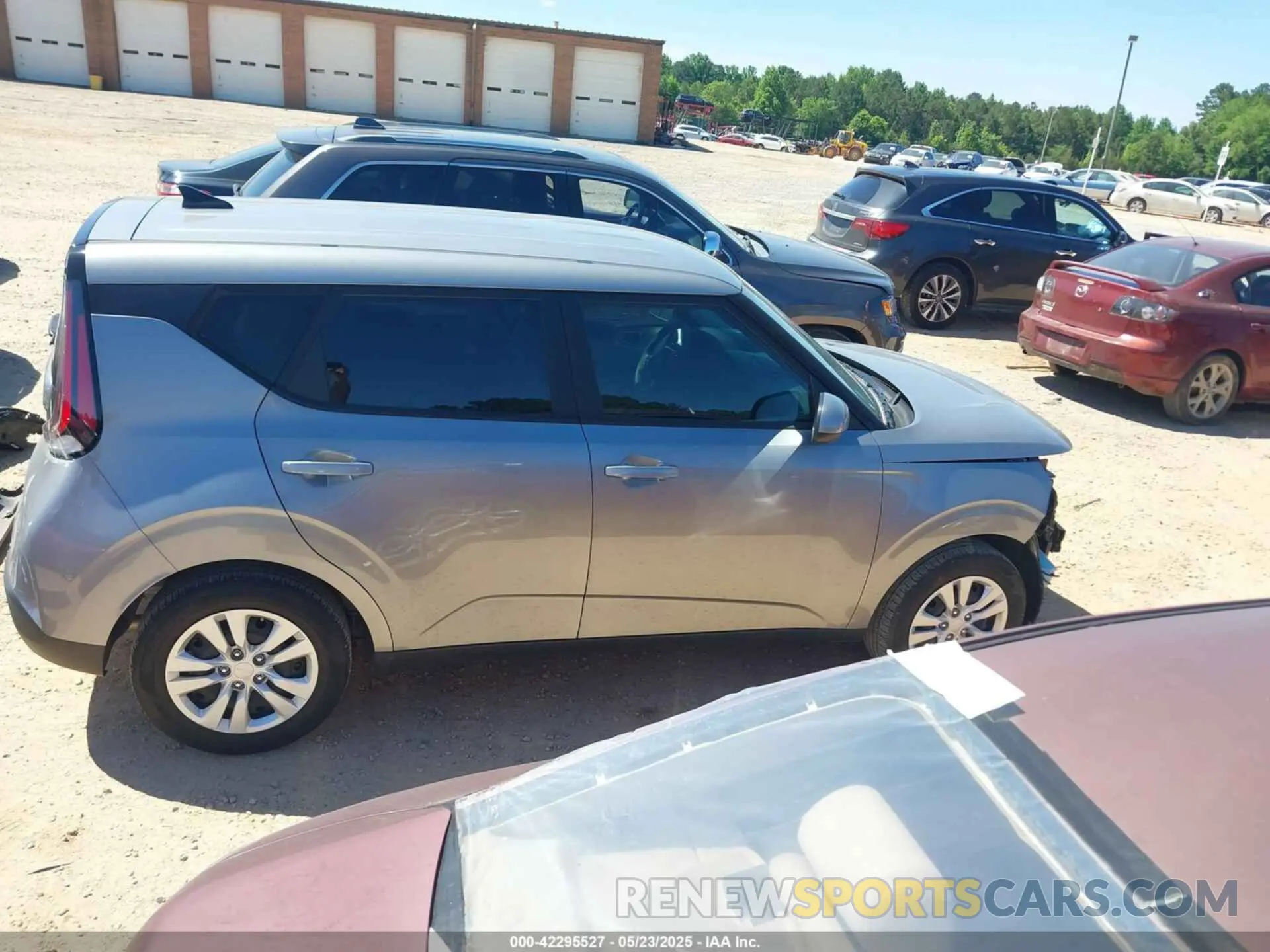 14 Photograph of a damaged car KNDJ23AU9P7845786 KIA SOUL 2023