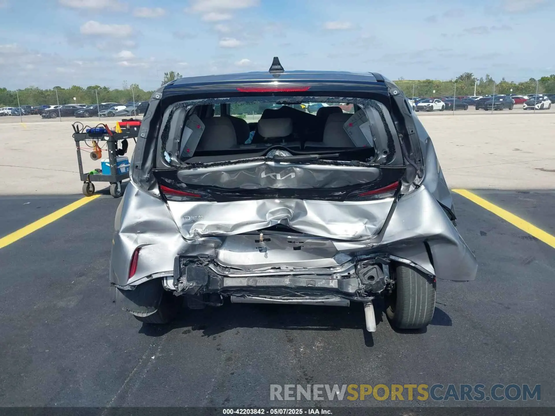 16 Photograph of a damaged car KNDJ23AU9P7874284 KIA SOUL 2023