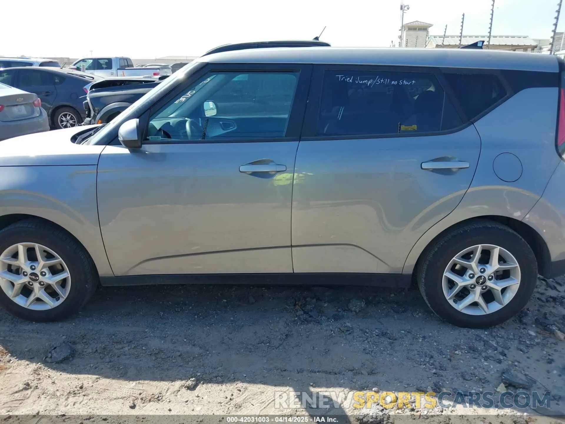 14 Photograph of a damaged car KNDJ23AU9P7888301 KIA SOUL 2023