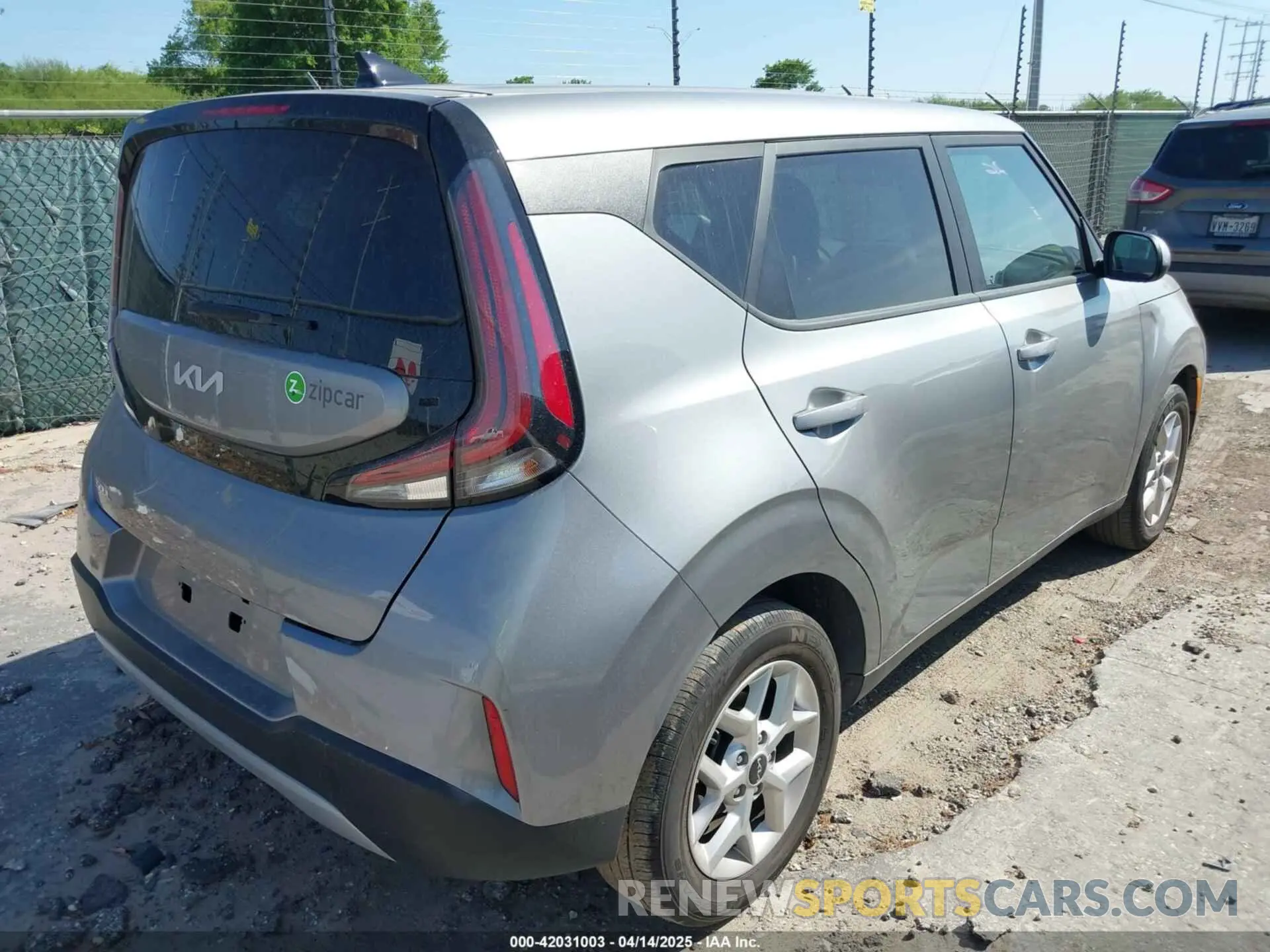 4 Photograph of a damaged car KNDJ23AU9P7888301 KIA SOUL 2023