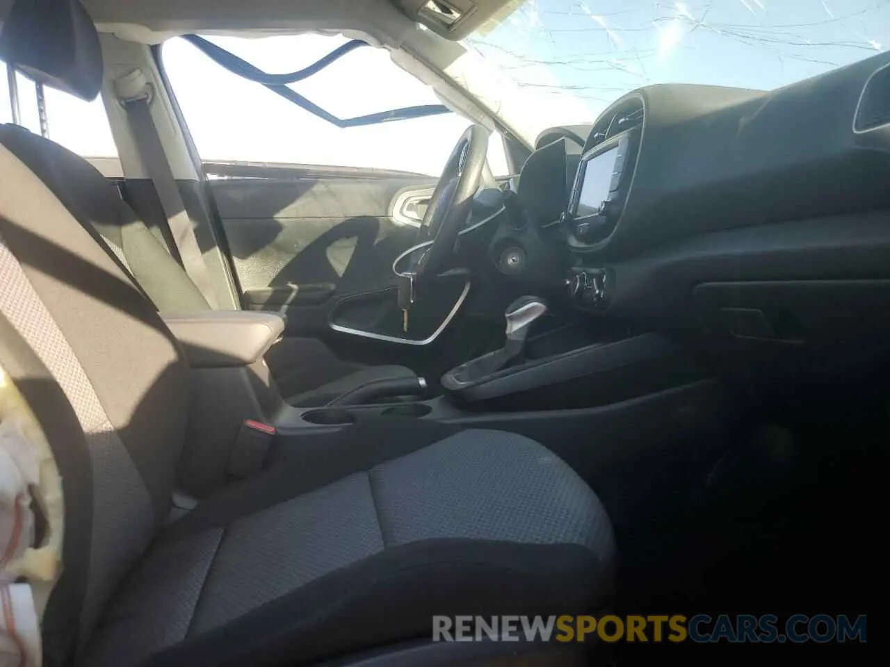 7 Photograph of a damaged car KNDJ23AUXP7189405 KIA SOUL 2023