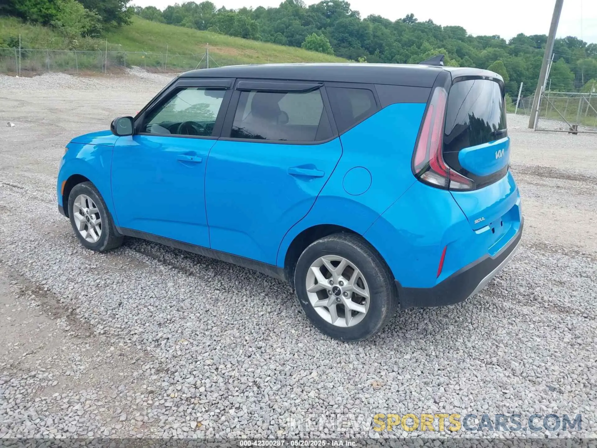 3 Photograph of a damaged car KNDJ23AUXP7204582 KIA SOUL 2023