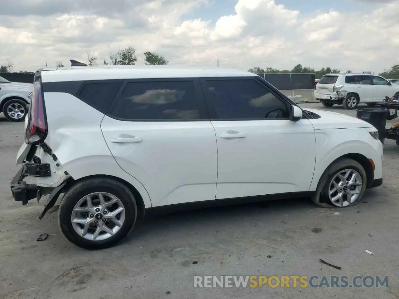 3 Photograph of a damaged car KNDJ23AUXP7860717 KIA SOUL 2023