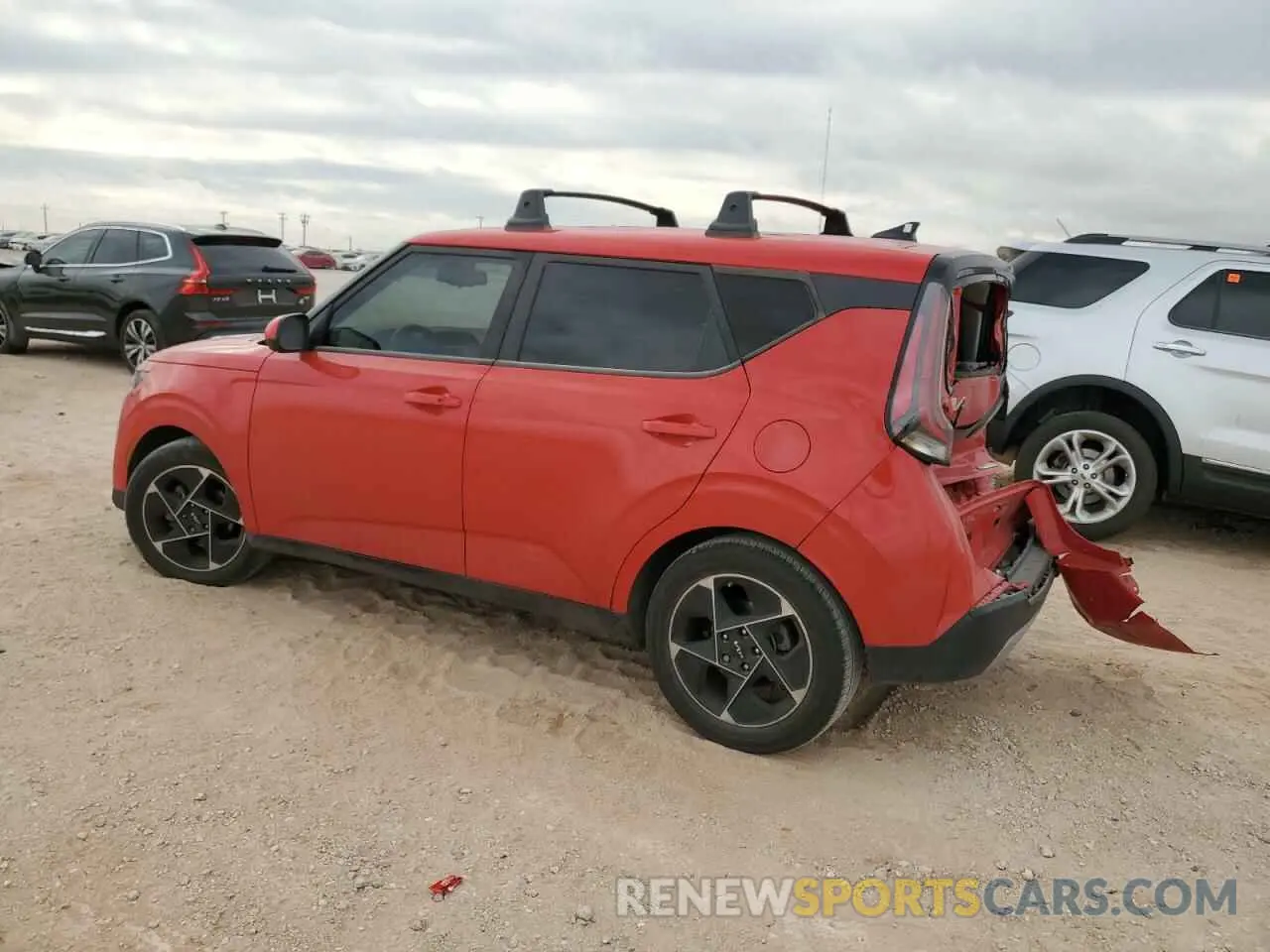 2 Photograph of a damaged car KNDJ33AU0P7216284 KIA SOUL 2023