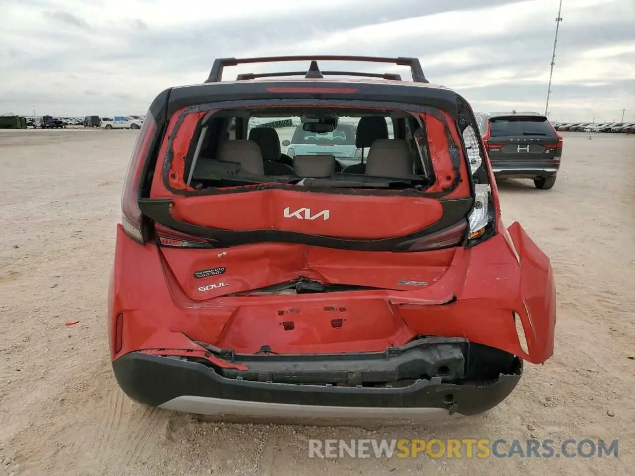 6 Photograph of a damaged car KNDJ33AU0P7216284 KIA SOUL 2023