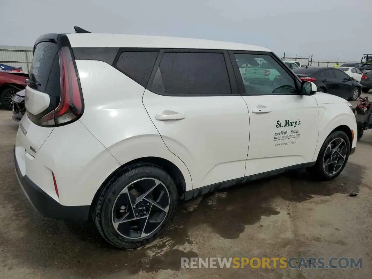 3 Photograph of a damaged car KNDJ33AU0P7846094 KIA SOUL 2023