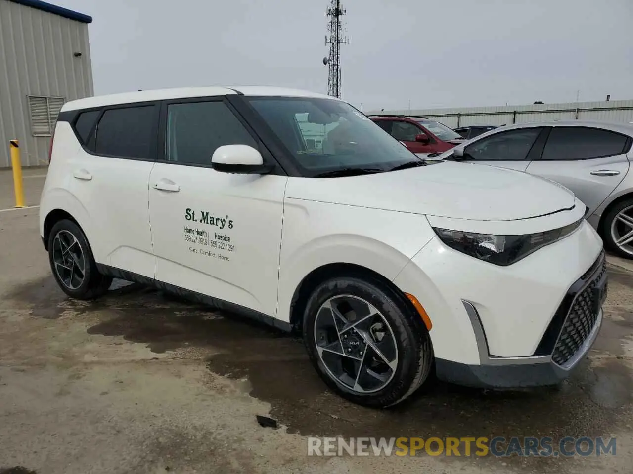 4 Photograph of a damaged car KNDJ33AU0P7846094 KIA SOUL 2023