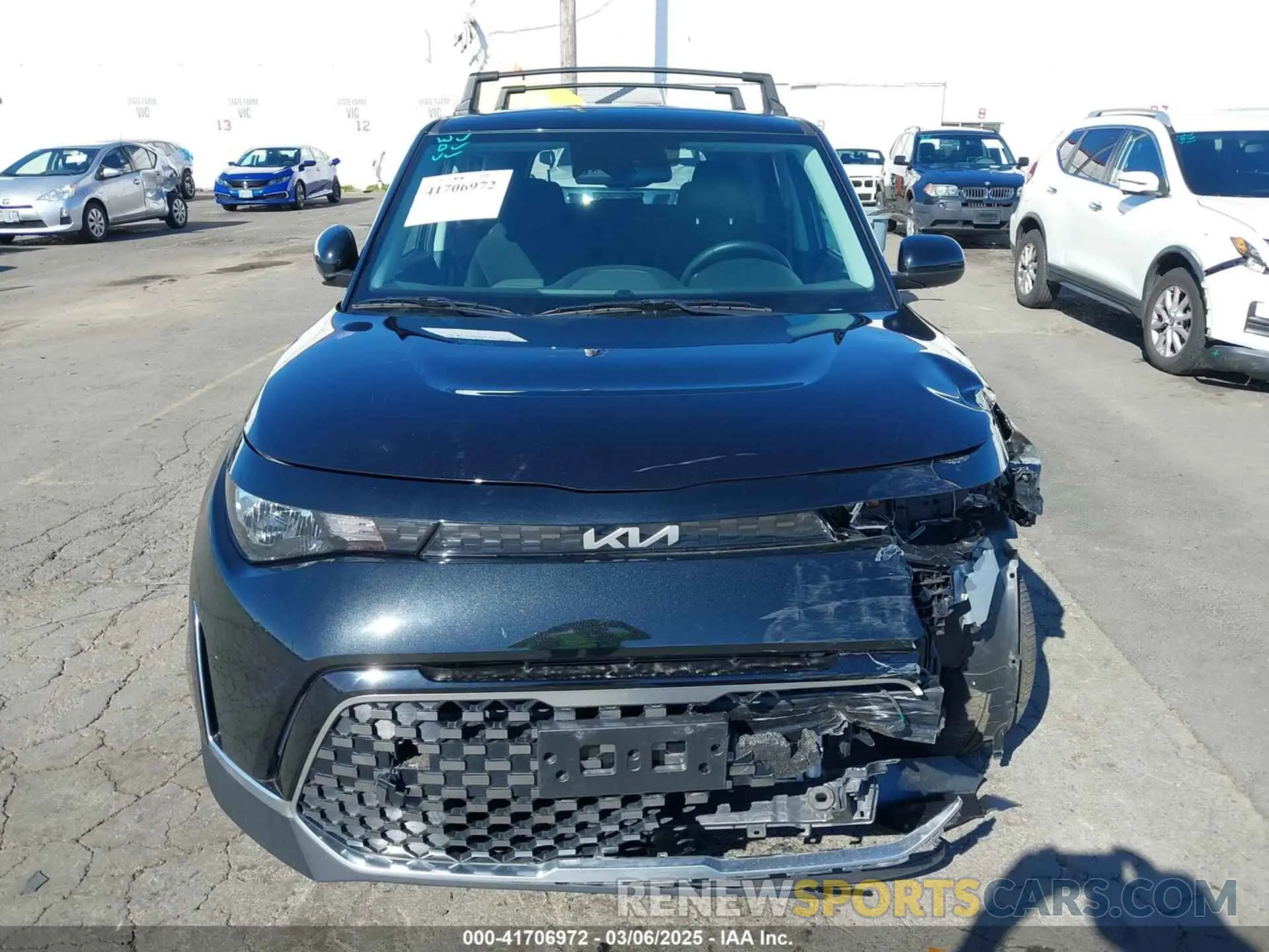 12 Photograph of a damaged car KNDJ33AU0P7893724 KIA SOUL 2023