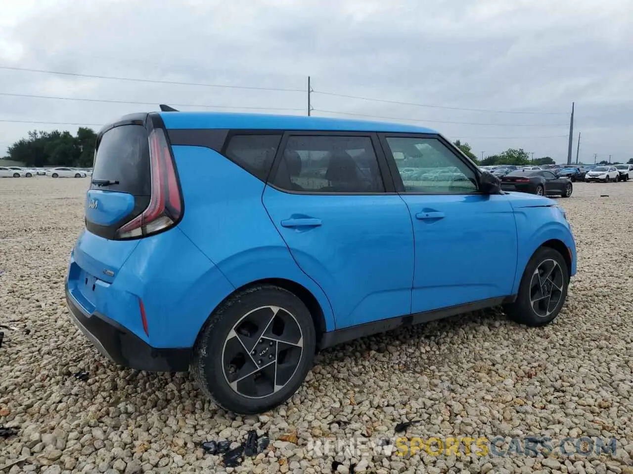 3 Photograph of a damaged car KNDJ33AU2P7189962 KIA SOUL 2023