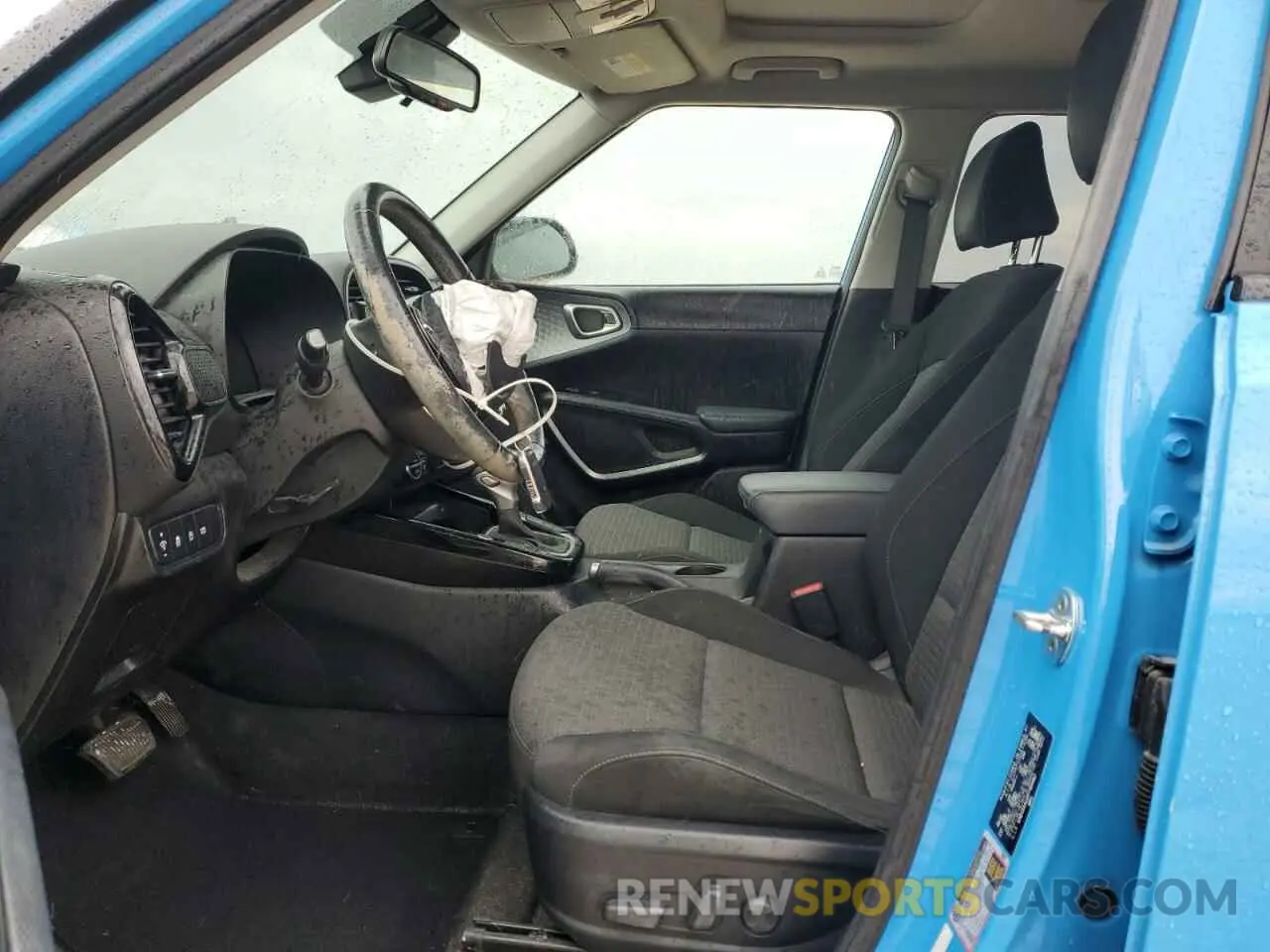 7 Photograph of a damaged car KNDJ33AU2P7189962 KIA SOUL 2023