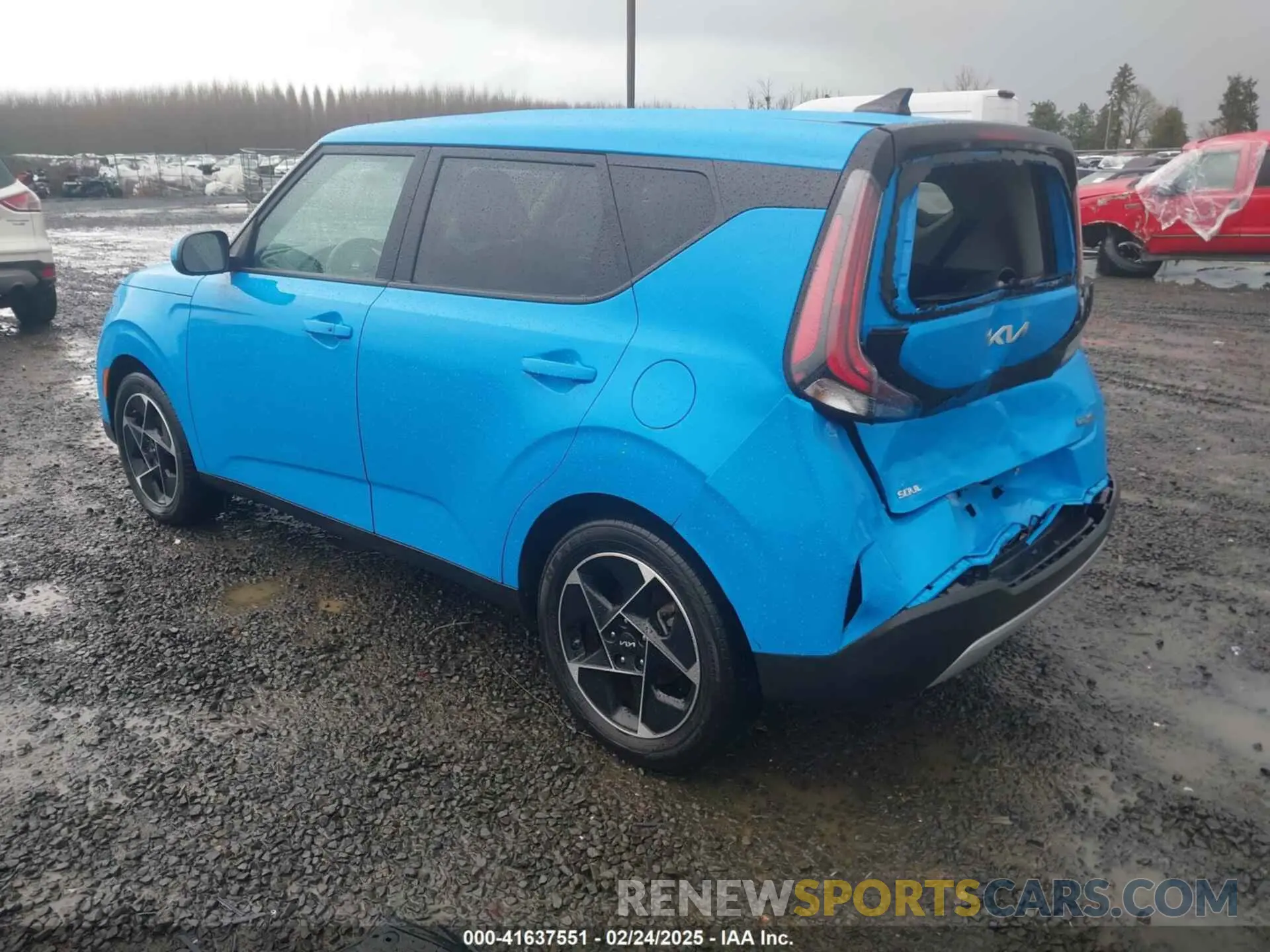 3 Photograph of a damaged car KNDJ33AU3P7202606 KIA SOUL 2023