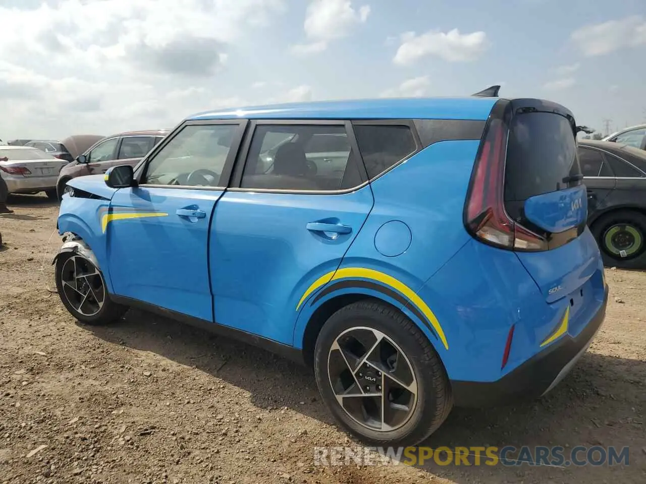 2 Photograph of a damaged car KNDJ33AU4P7187677 KIA SOUL 2023