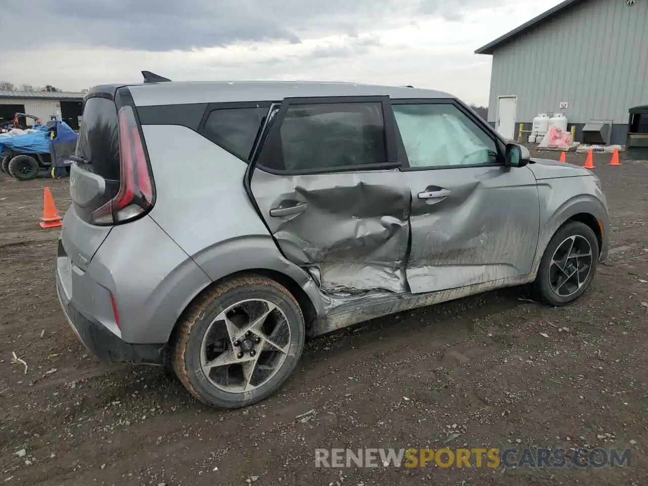 3 Photograph of a damaged car KNDJ33AU4P7865621 KIA SOUL 2023